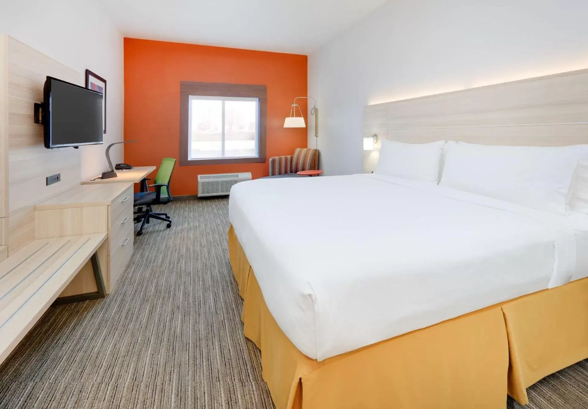 Standard King Room - Hearing Access in Holiday Inn Express Hotel & Suites Burleson - Fort Worth, an IHG Hotel Standard King Room - Hearing Access in Holiday Inn Express Hotel & Suites Burleson - Fort Worth, an IHG Hotel