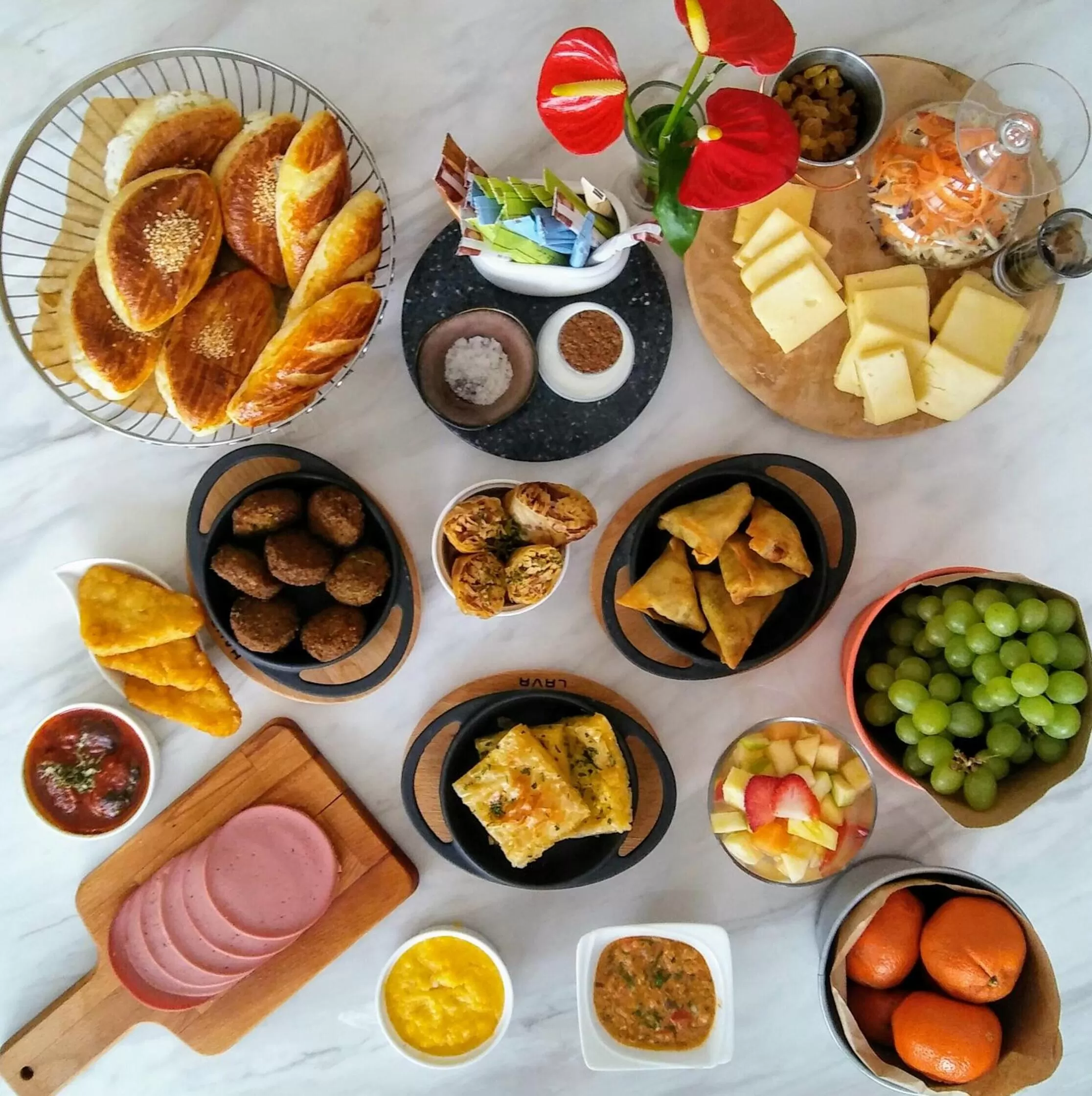 Restaurant/places to eat in Radisson Blu Hotel, Buraidah