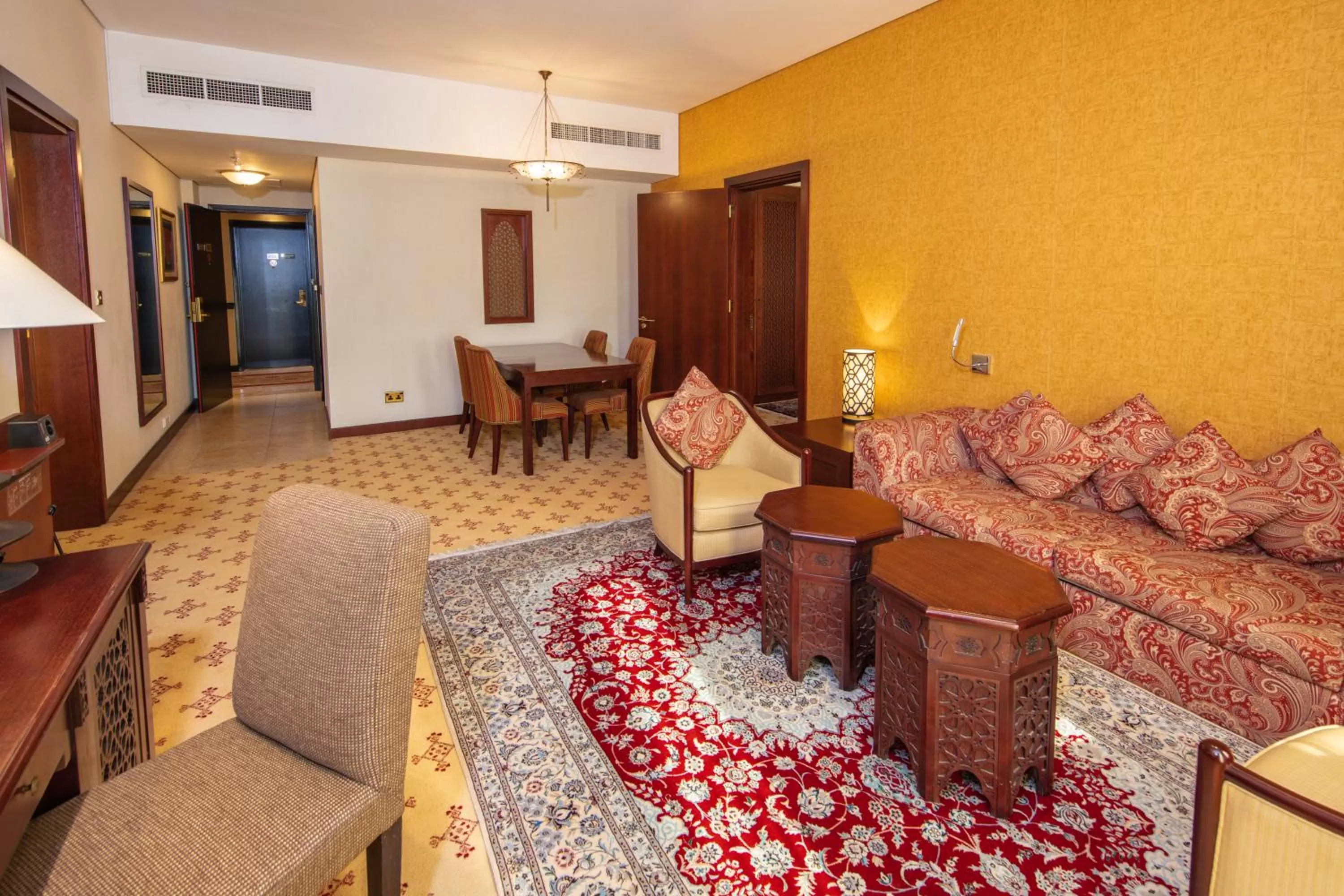 Living room in Radisson Blu Hotel, Doha