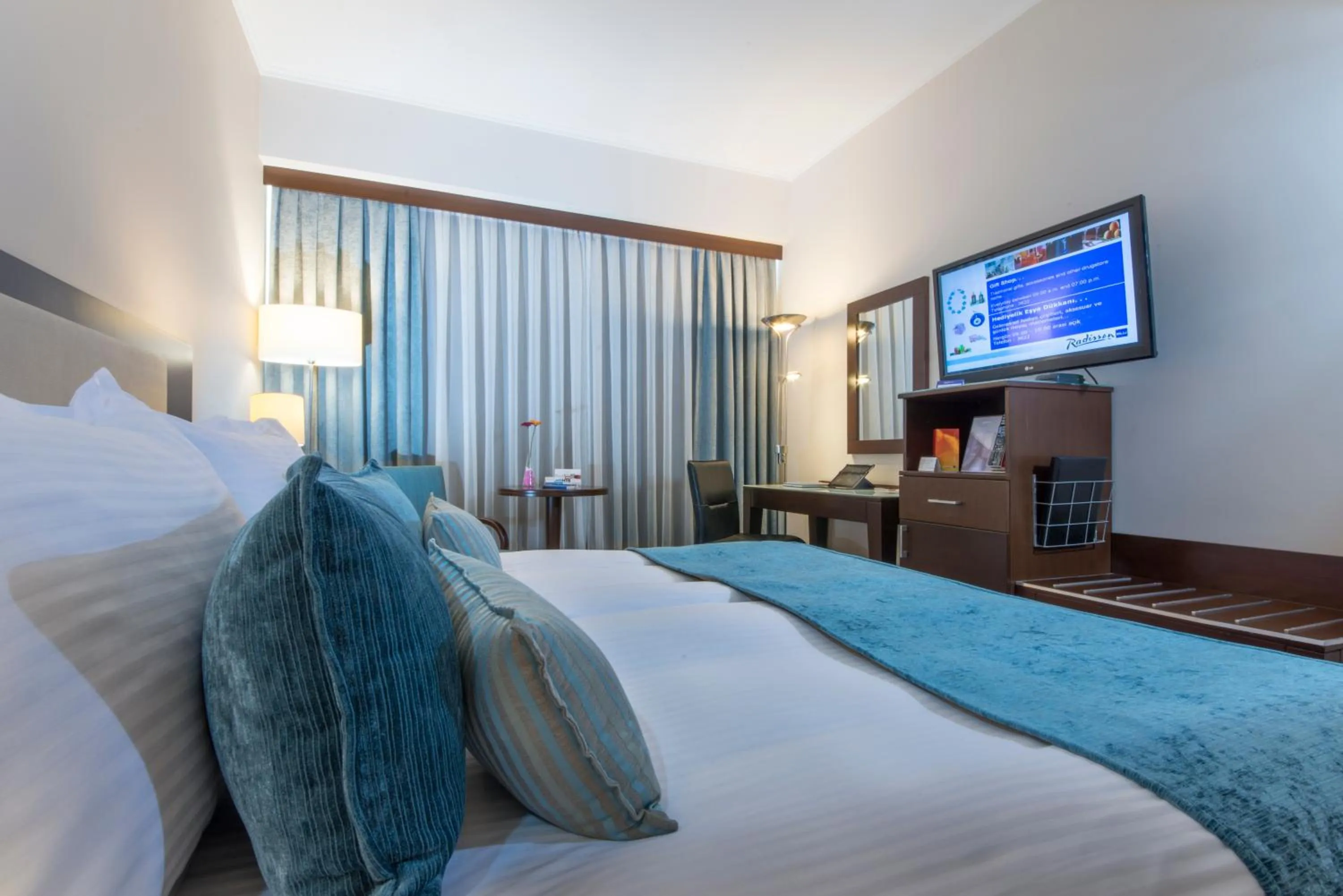 Bed in Radisson Blu Ankara