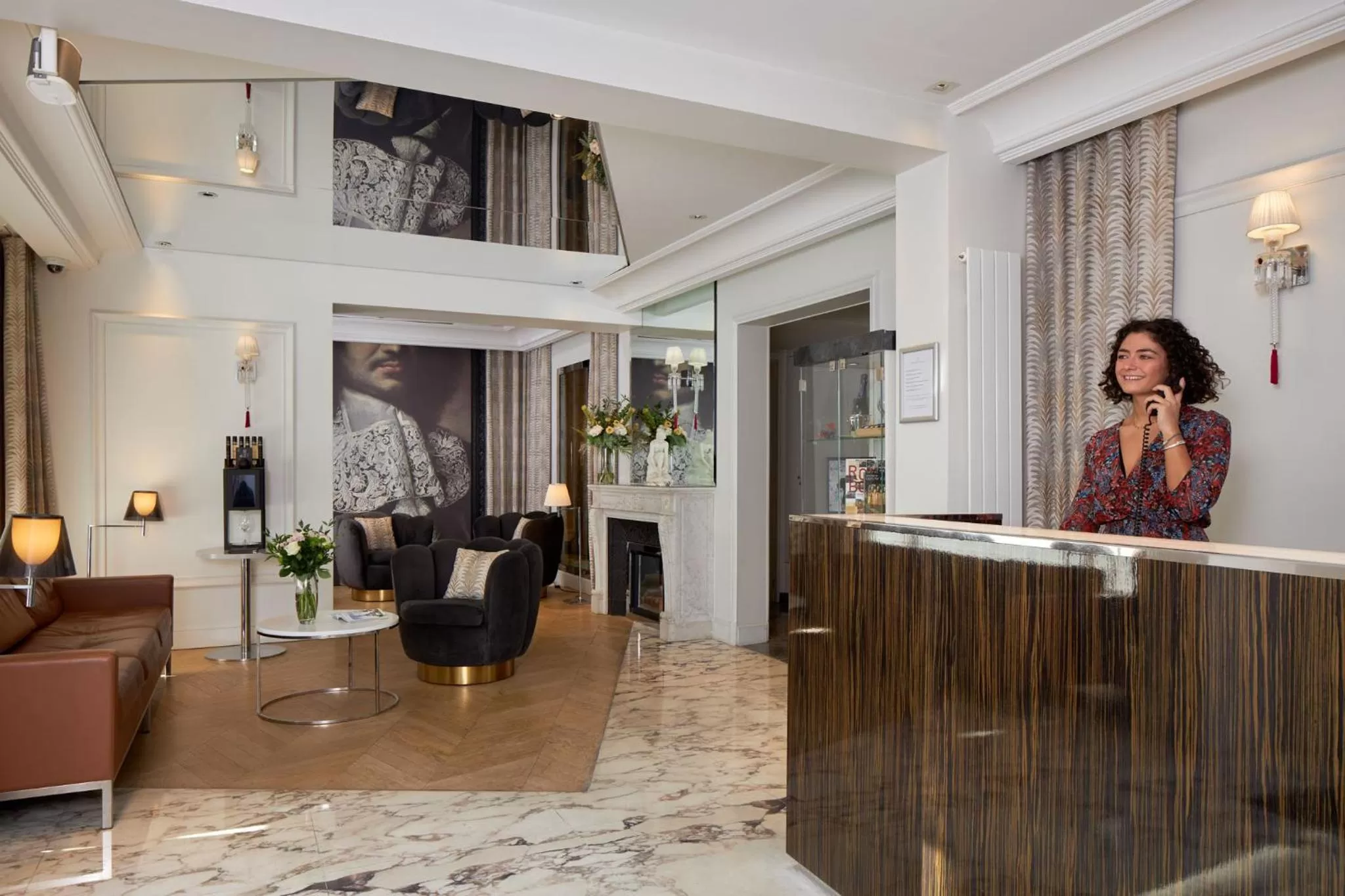 Lobby or reception in Hôtel Tourisme Avenue