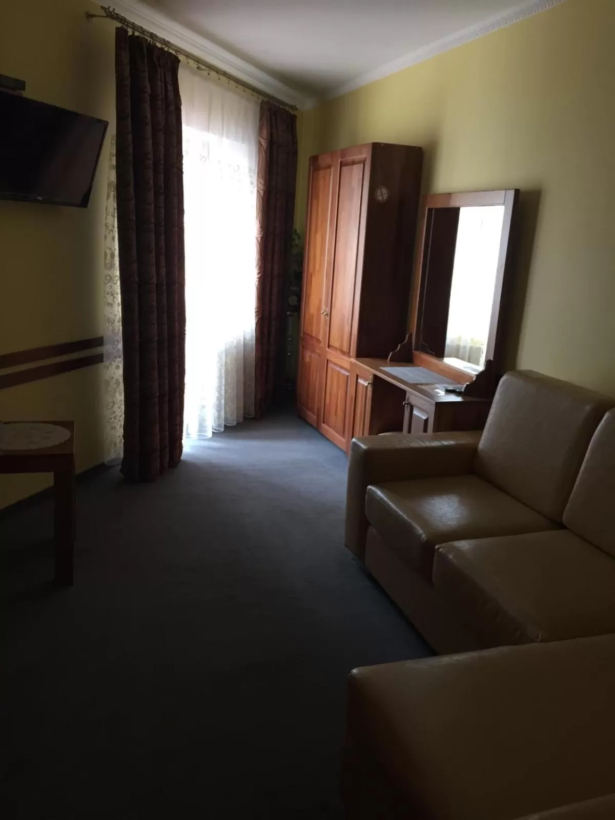 Seating Area in Maestro