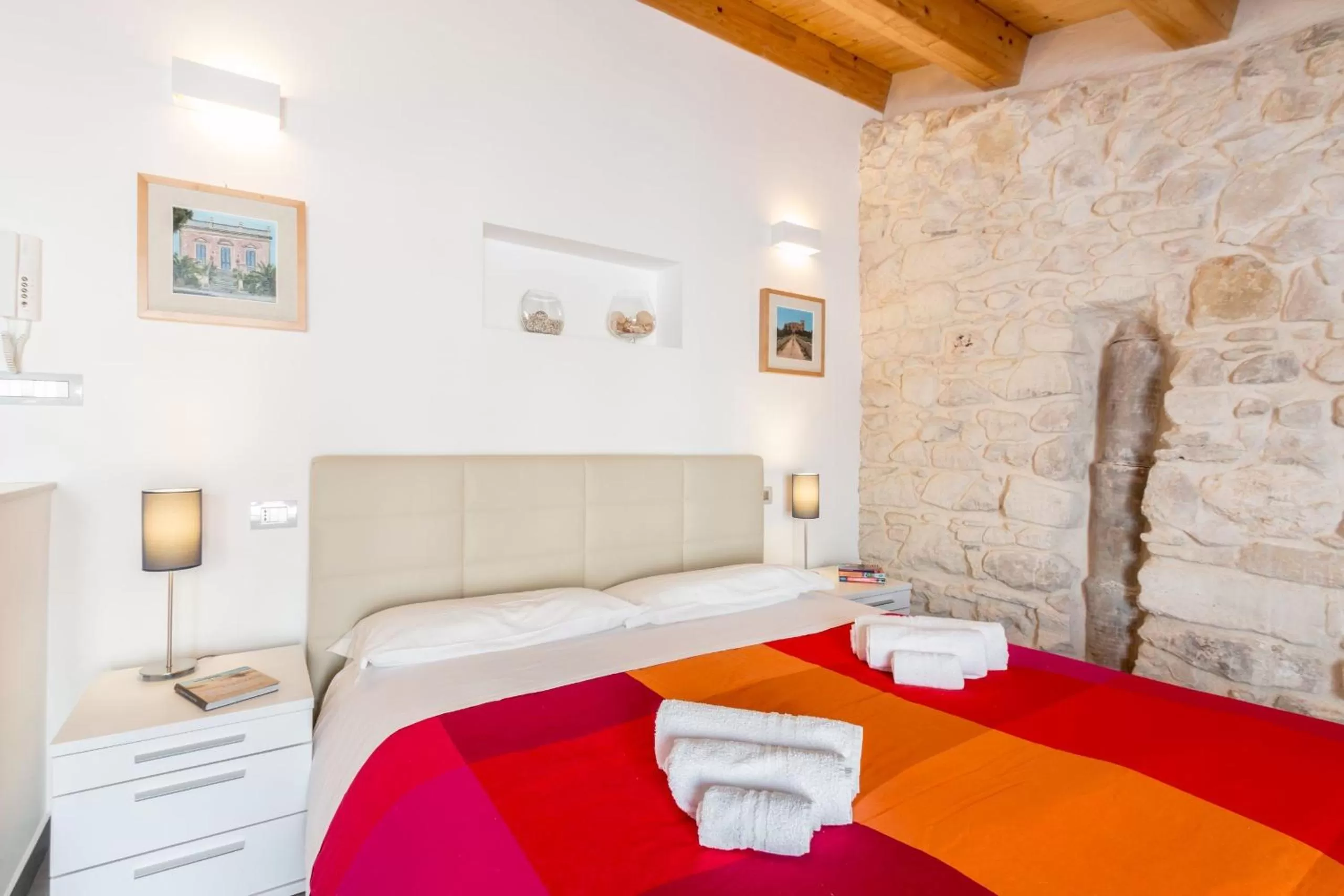 Bedroom, Bed in B&B Bianco E Blu