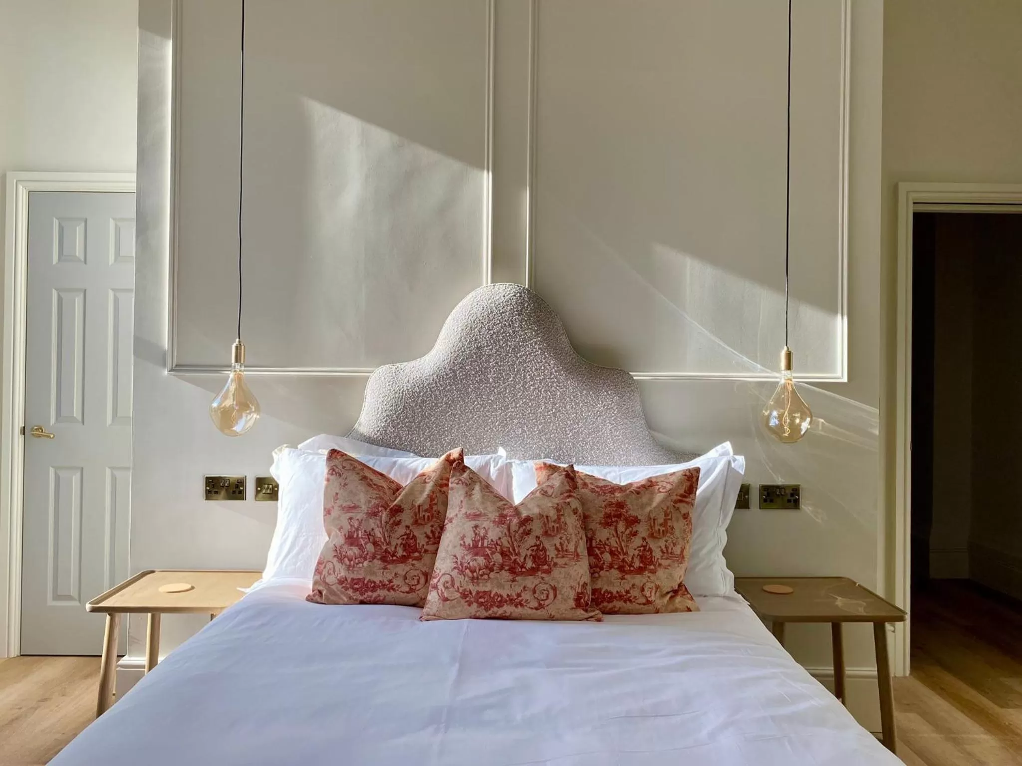 Railway House York by Chateau Anna