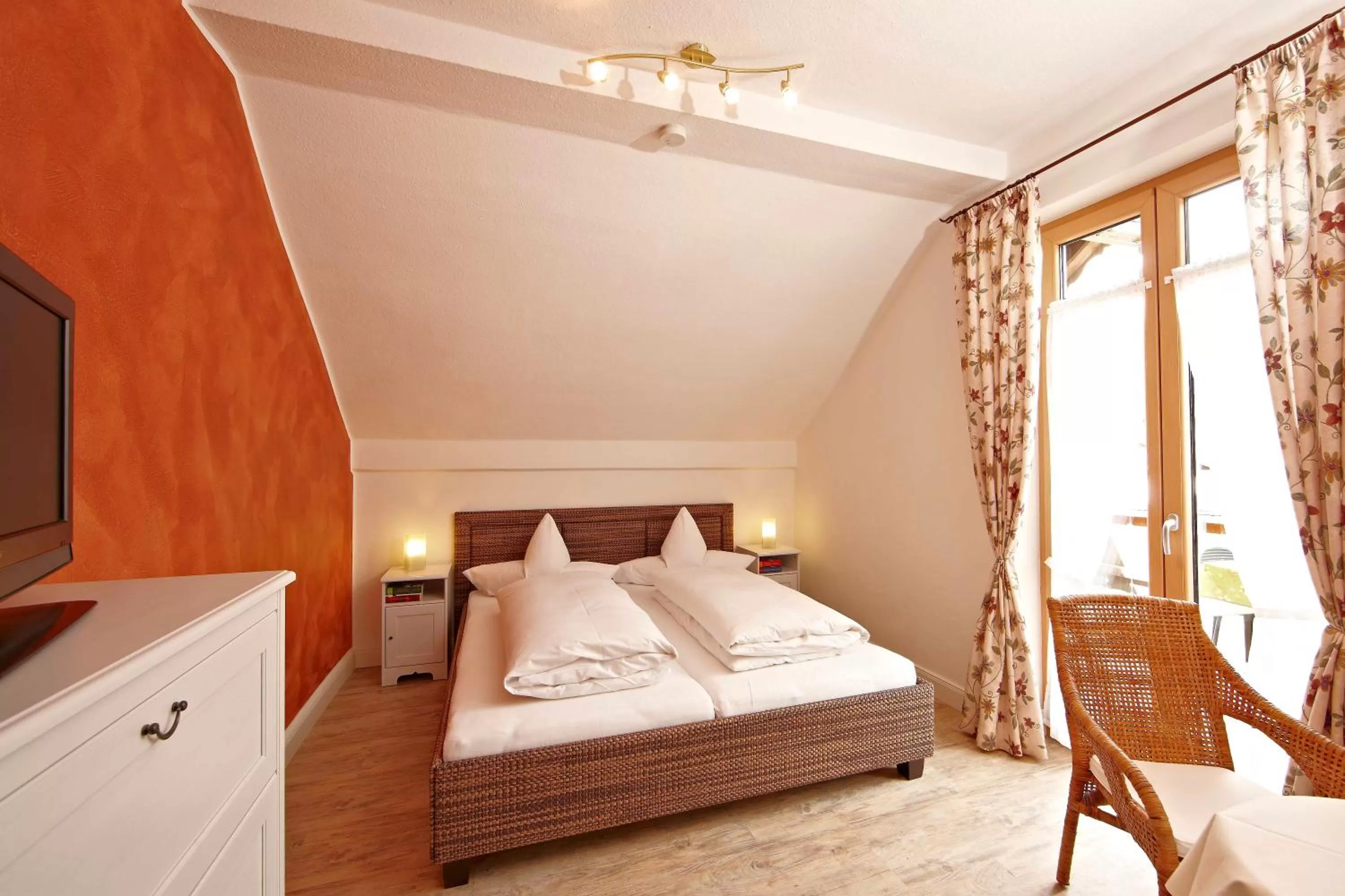 Bedroom, Bed in Haus Schweigart