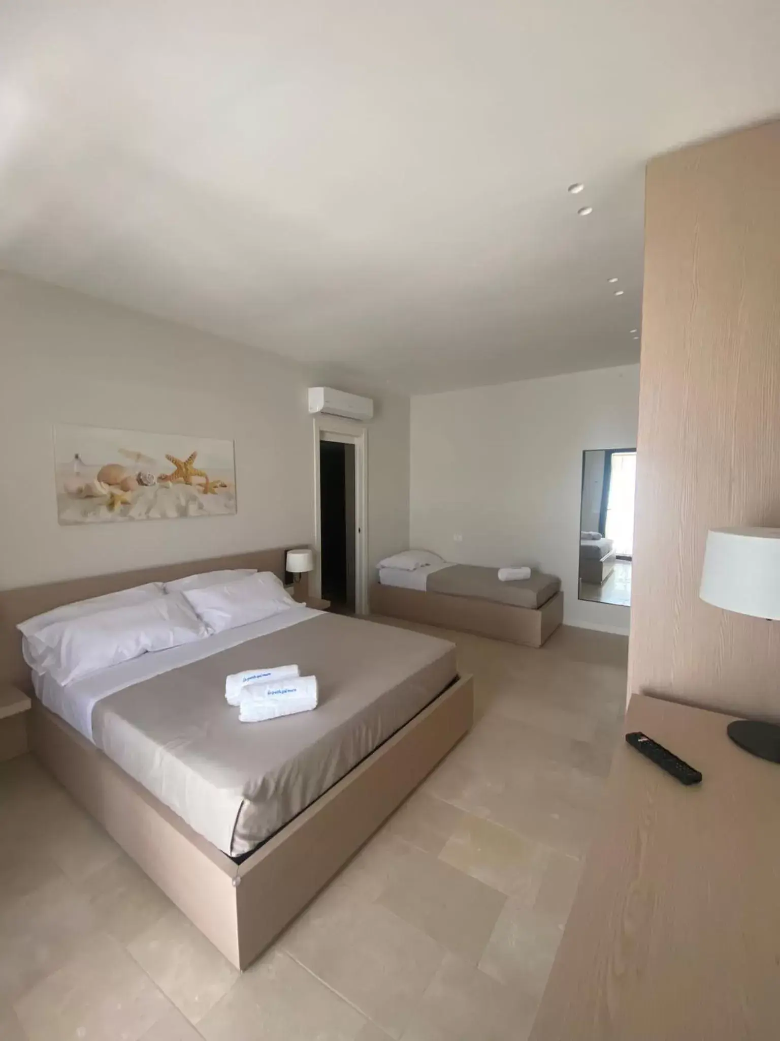 Bed in B&B La Porta sul Mare a Porto Cesareo Bed in B&B La Porta sul Mare a Porto Cesareo