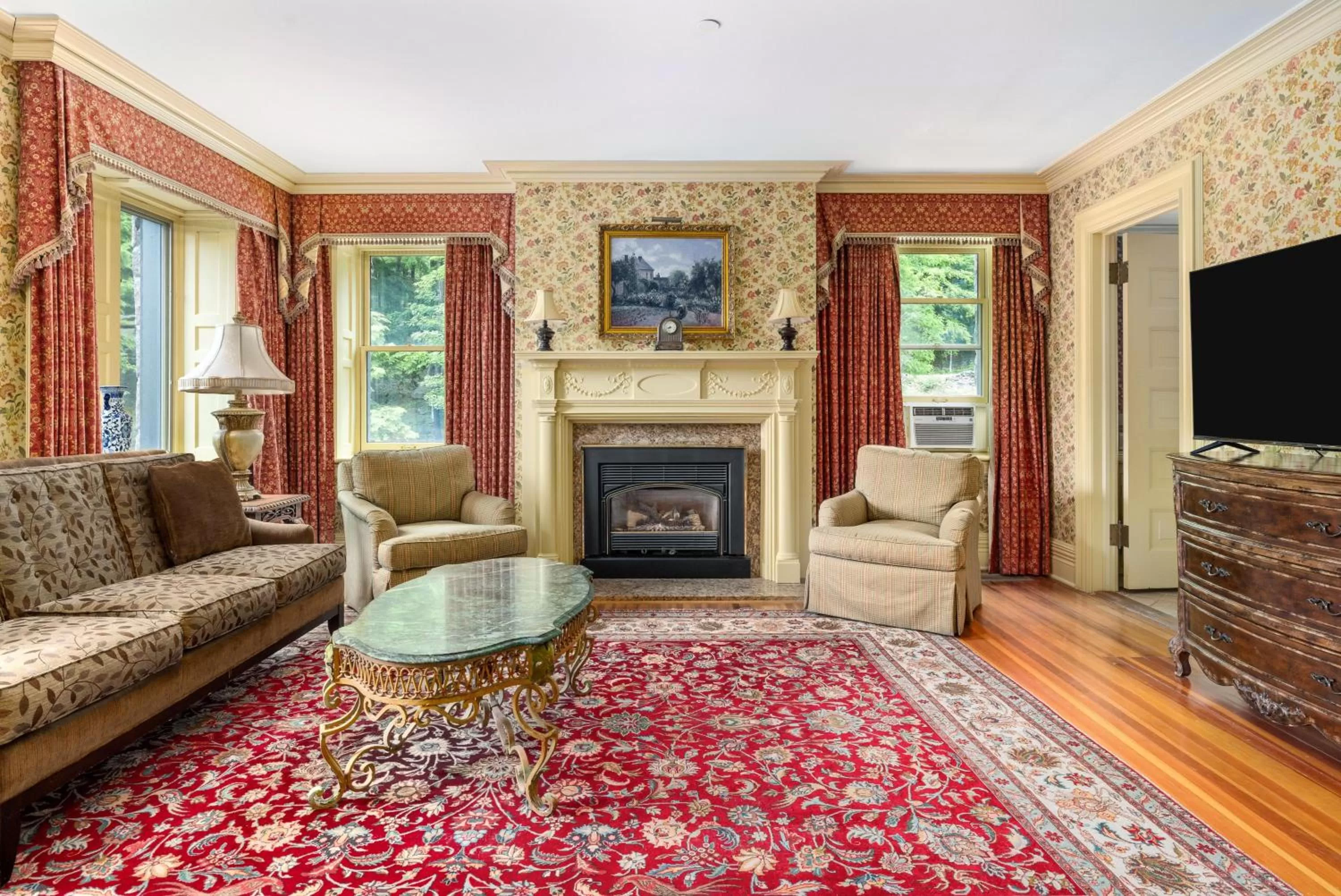 Seating Area in The Inn at Erlowest