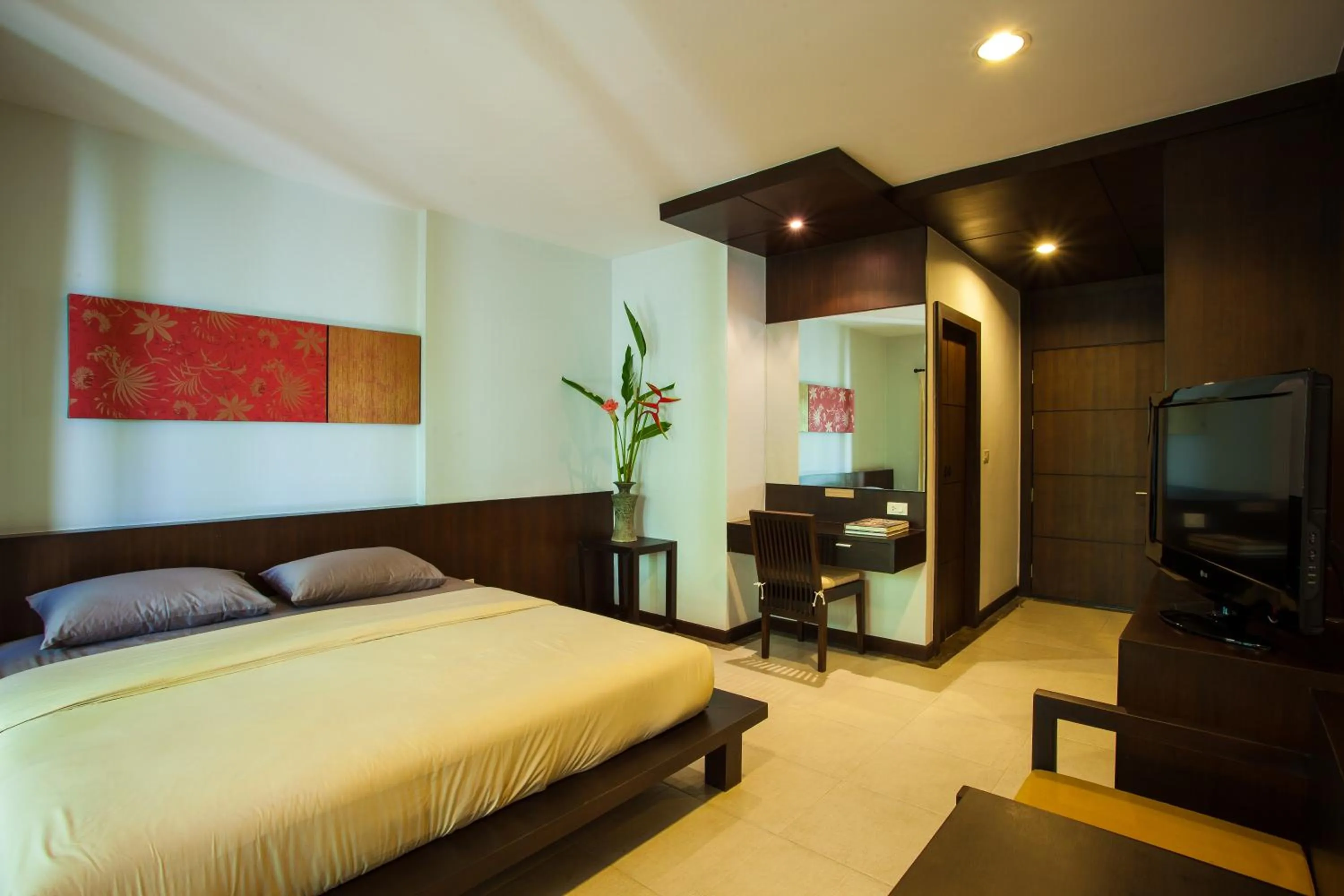 Communal lounge/ TV room, Bed in Sang Serene House