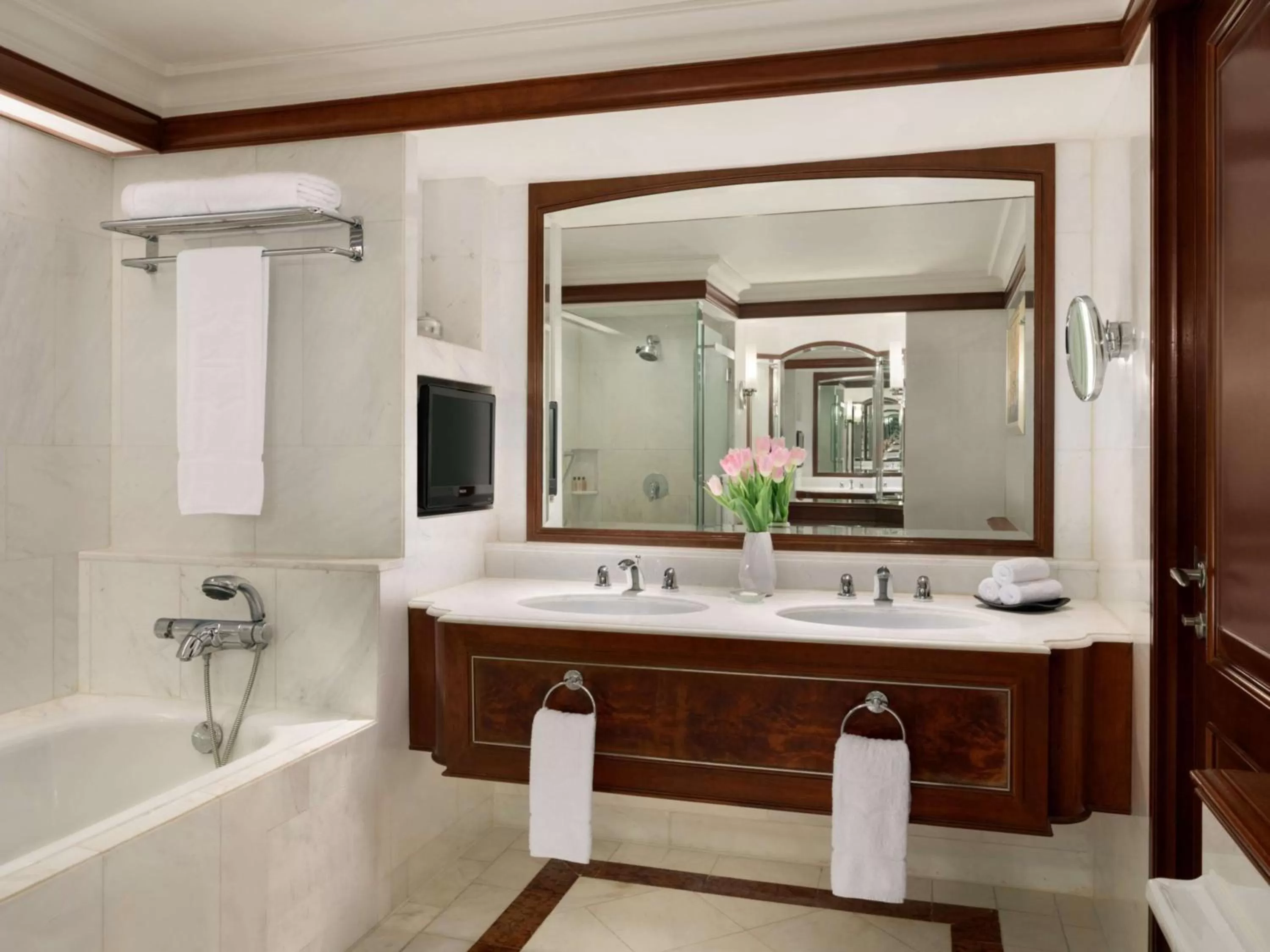 Bathroom in Shangri-La Kuala Lumpur