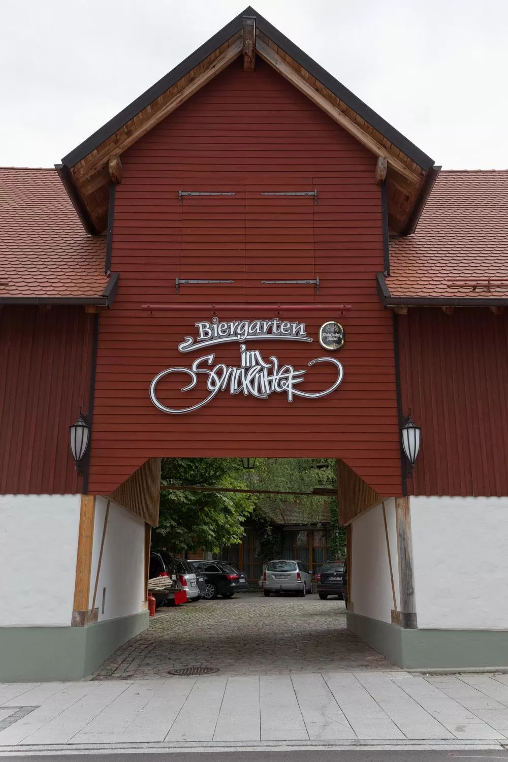 Facade/entrance in Zum Sonnenwirt