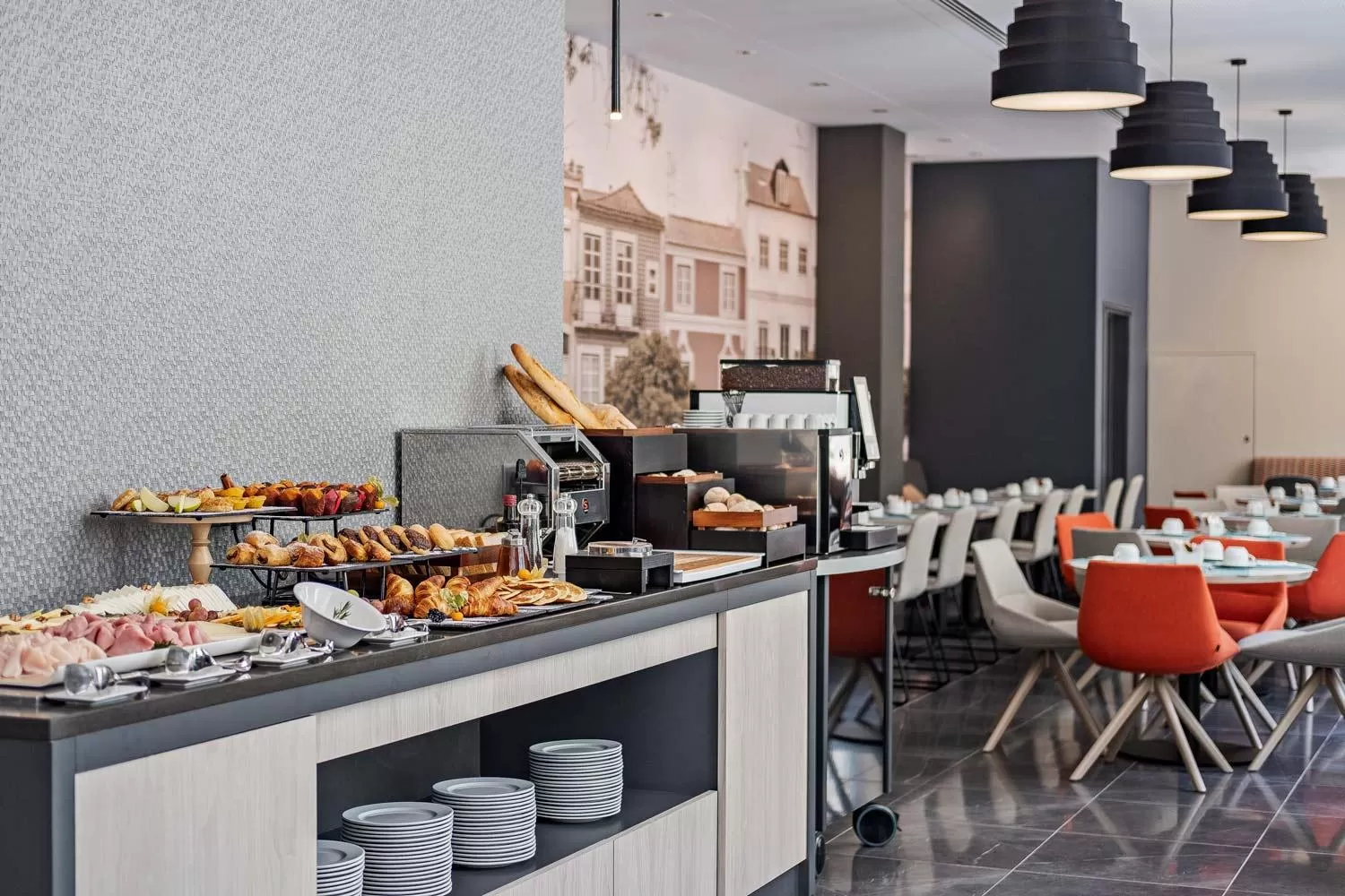 Buffet breakfast in EXE Liberdade