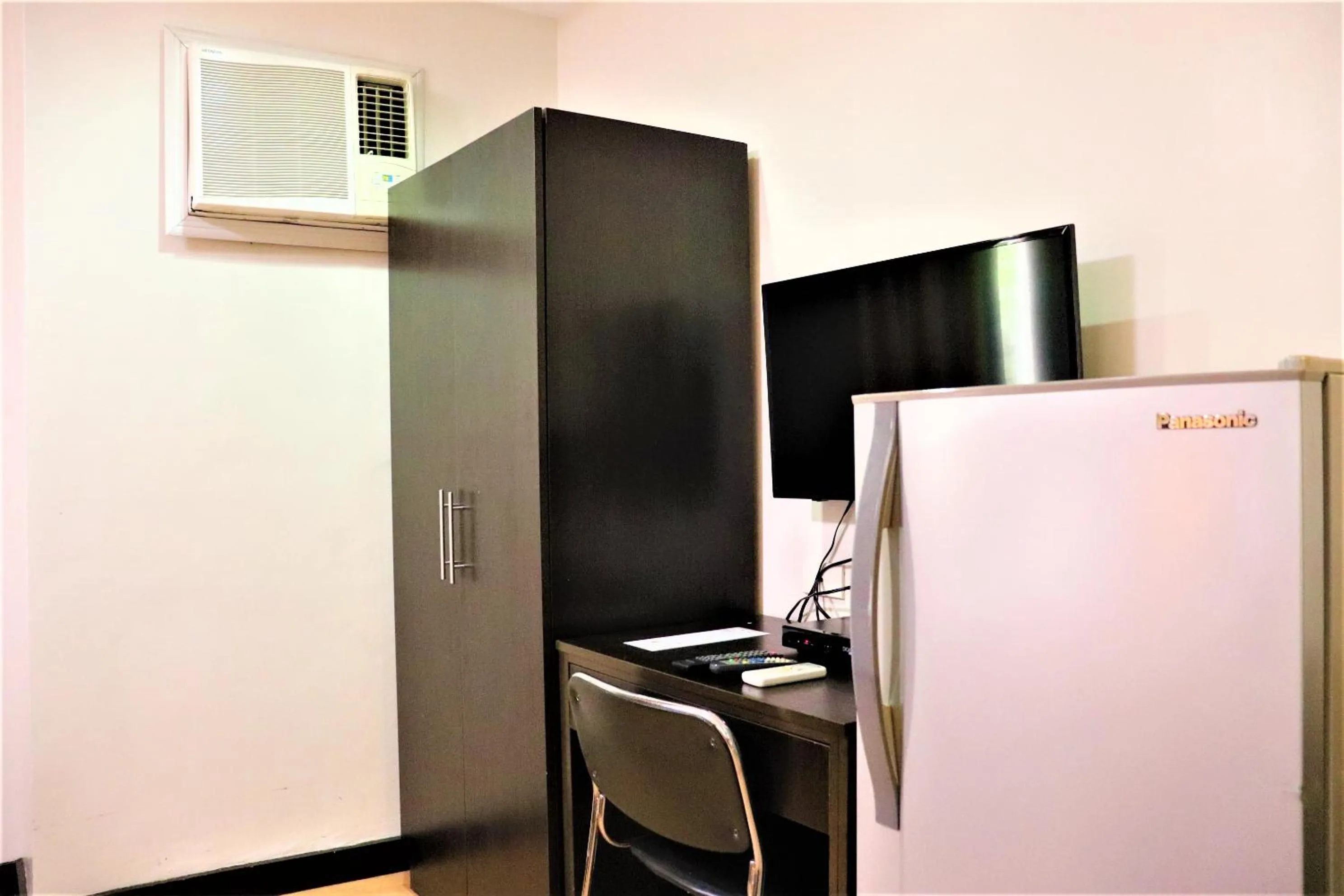 The Studio 18 Residences