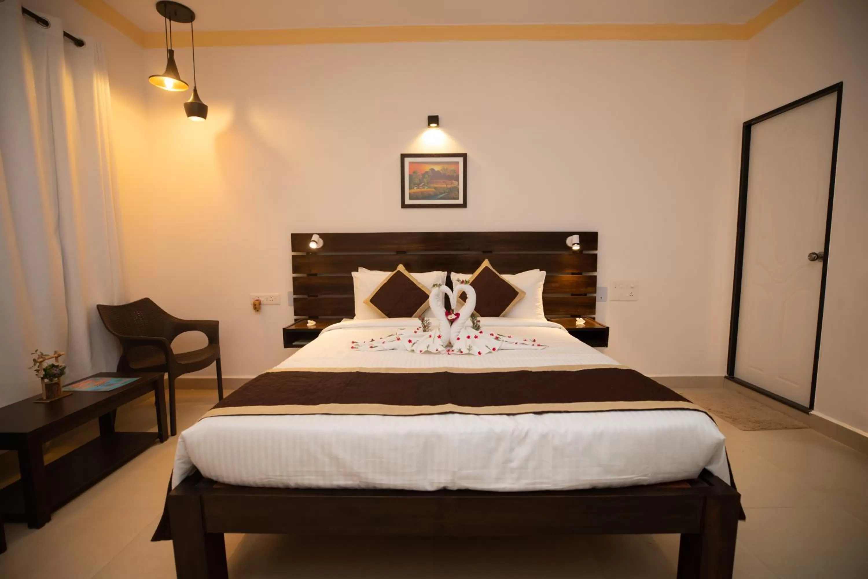 Bed in The Woodside Inn