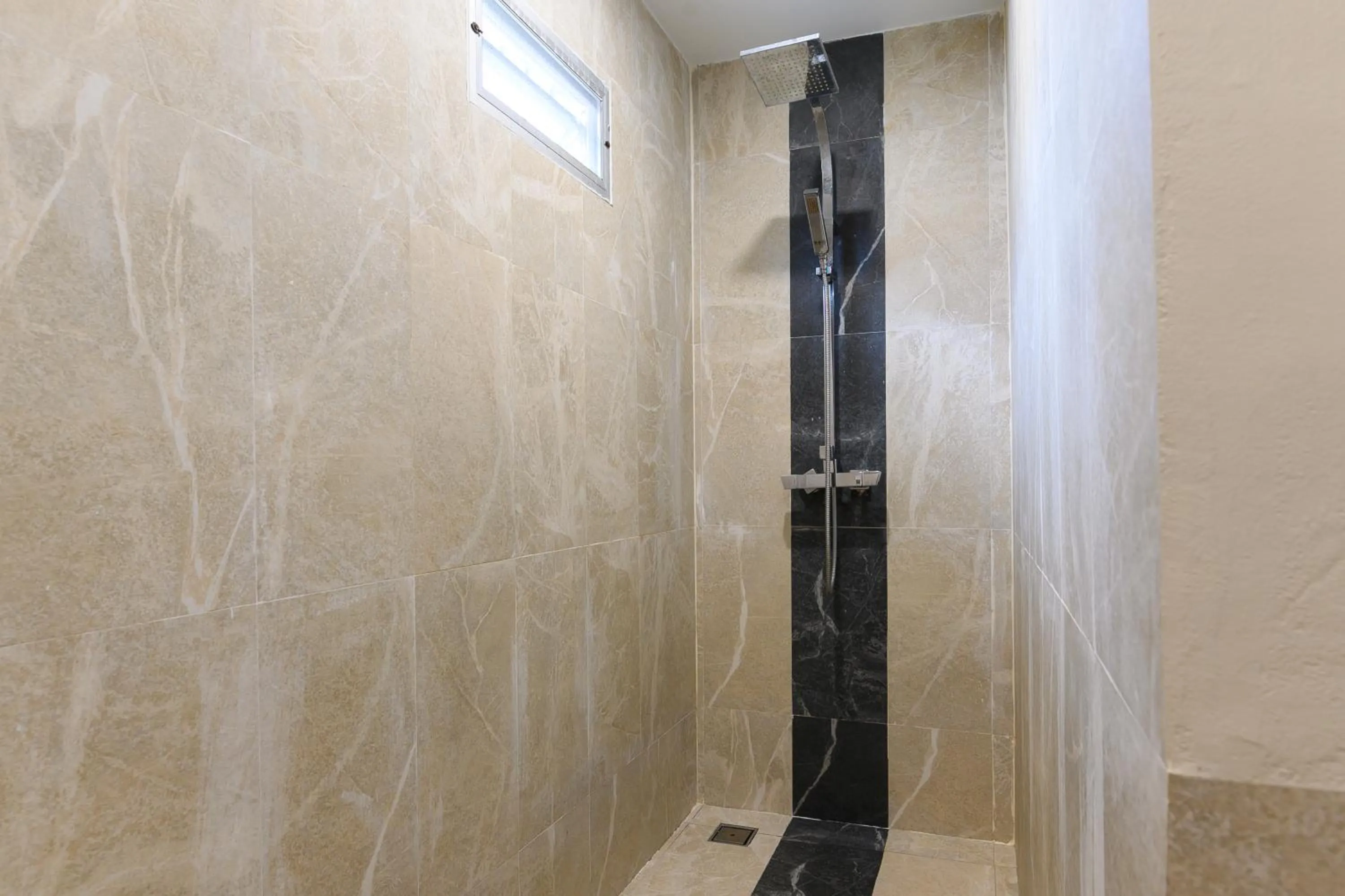 Shower in Andakira Hotel - SHA Extra Plus