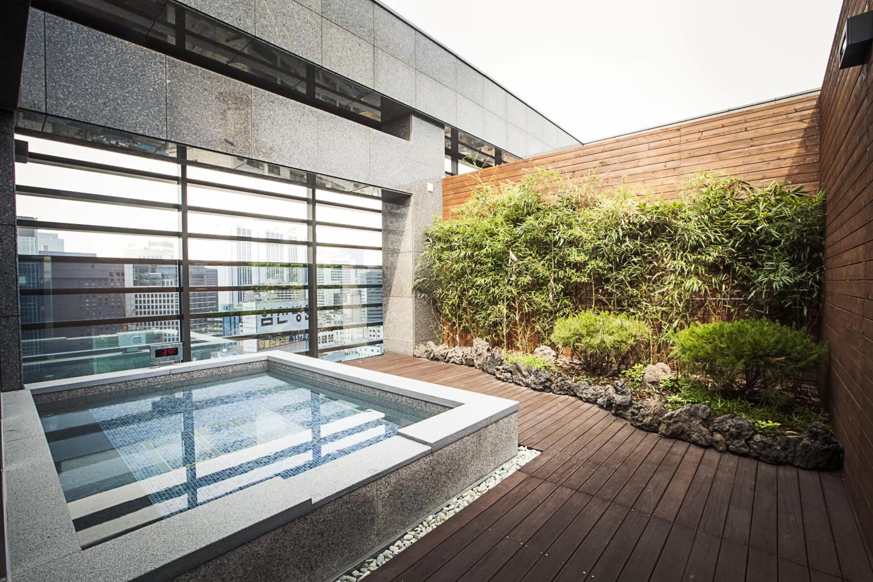 Spa and wellness centre/facilities in Fraser Place Namdaemun Seoul