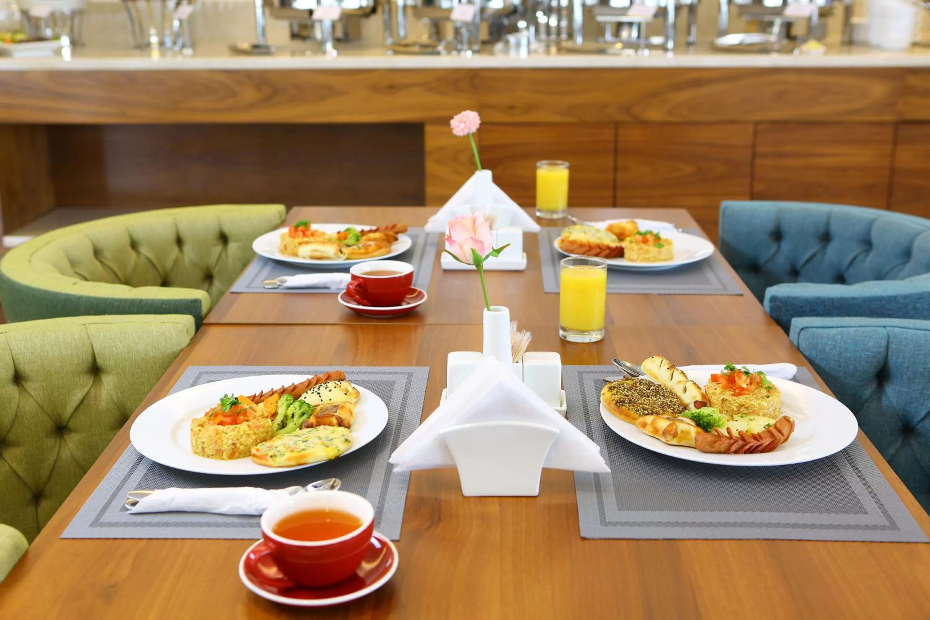 Breakfast in Weekend Hotel Sari