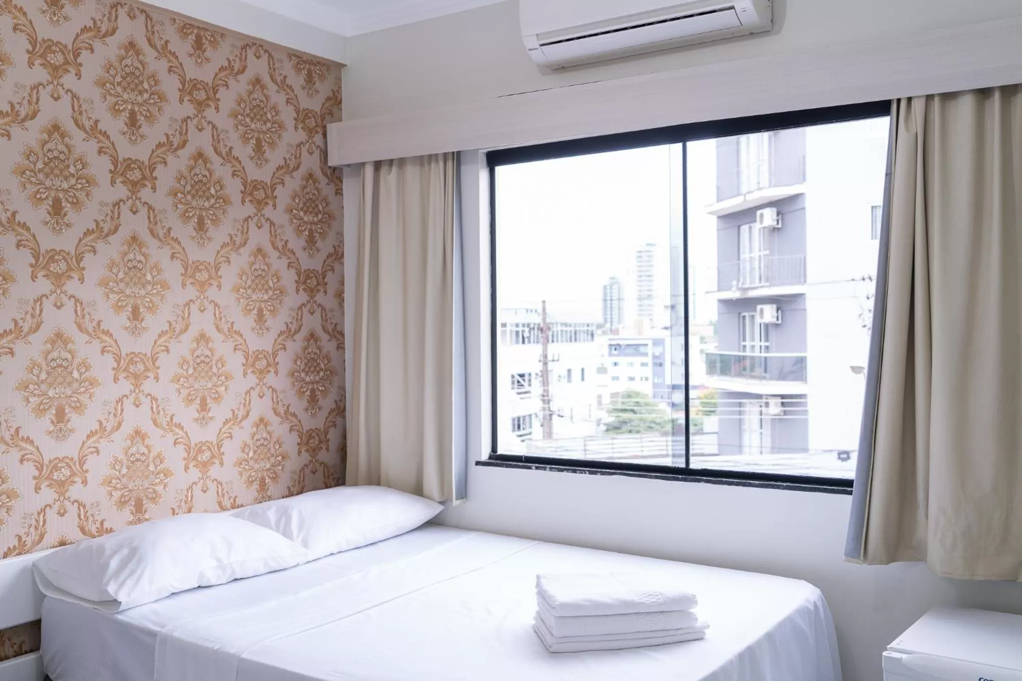 Bed in Foz Express Hotel Centro