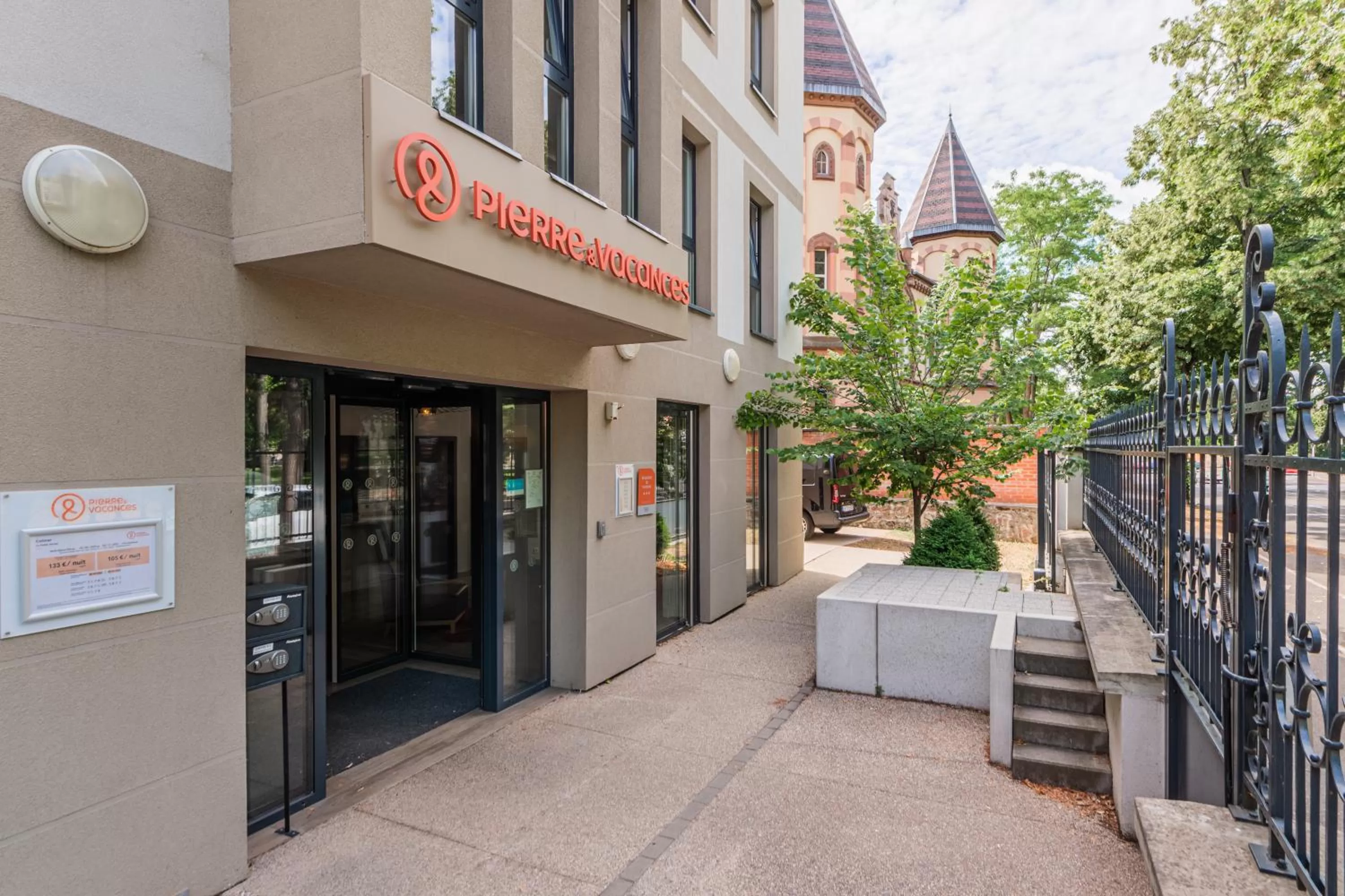 Property building in Résidence Pierre & Vacances La Petite Venise