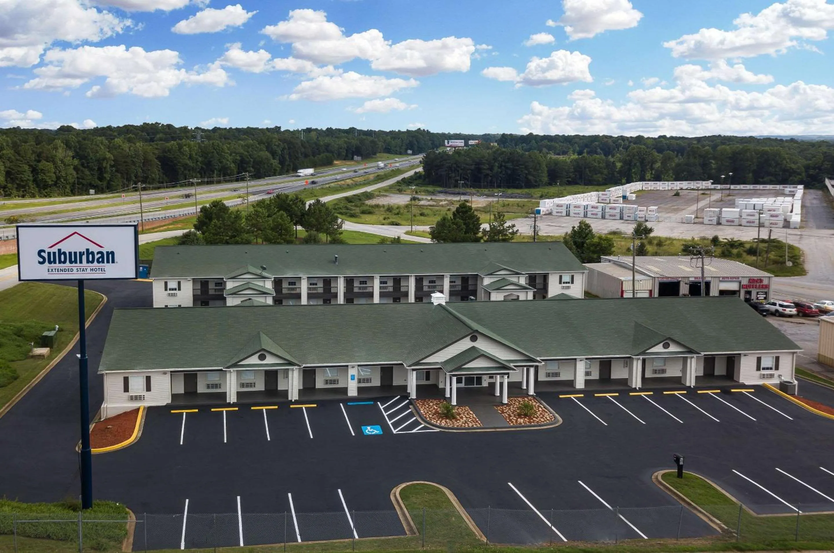 Property building in Suburban Studios Spartanburg - I-26