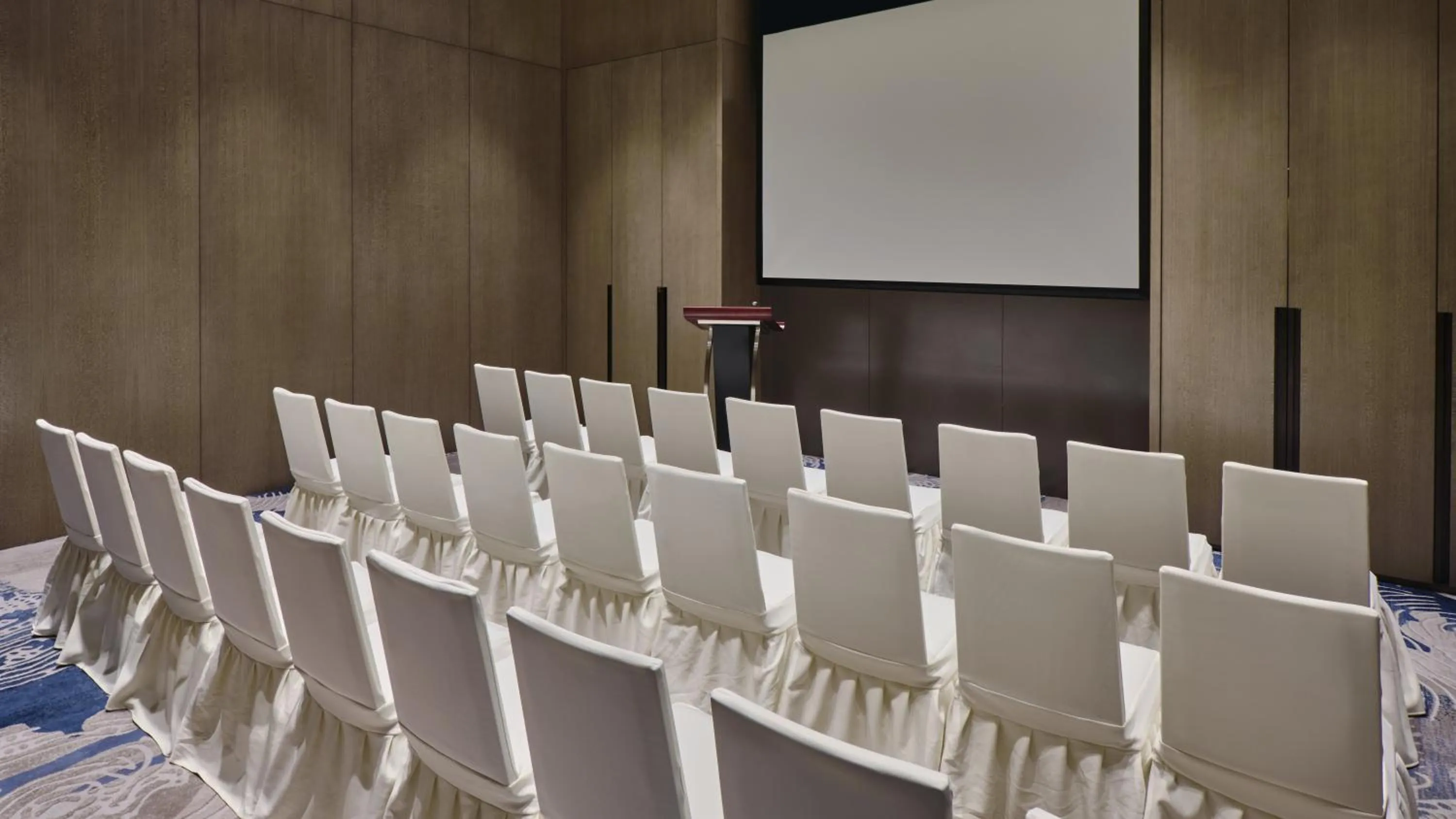 Meeting/conference room in Crowne Plaza Wuhan Development Zone by IHG