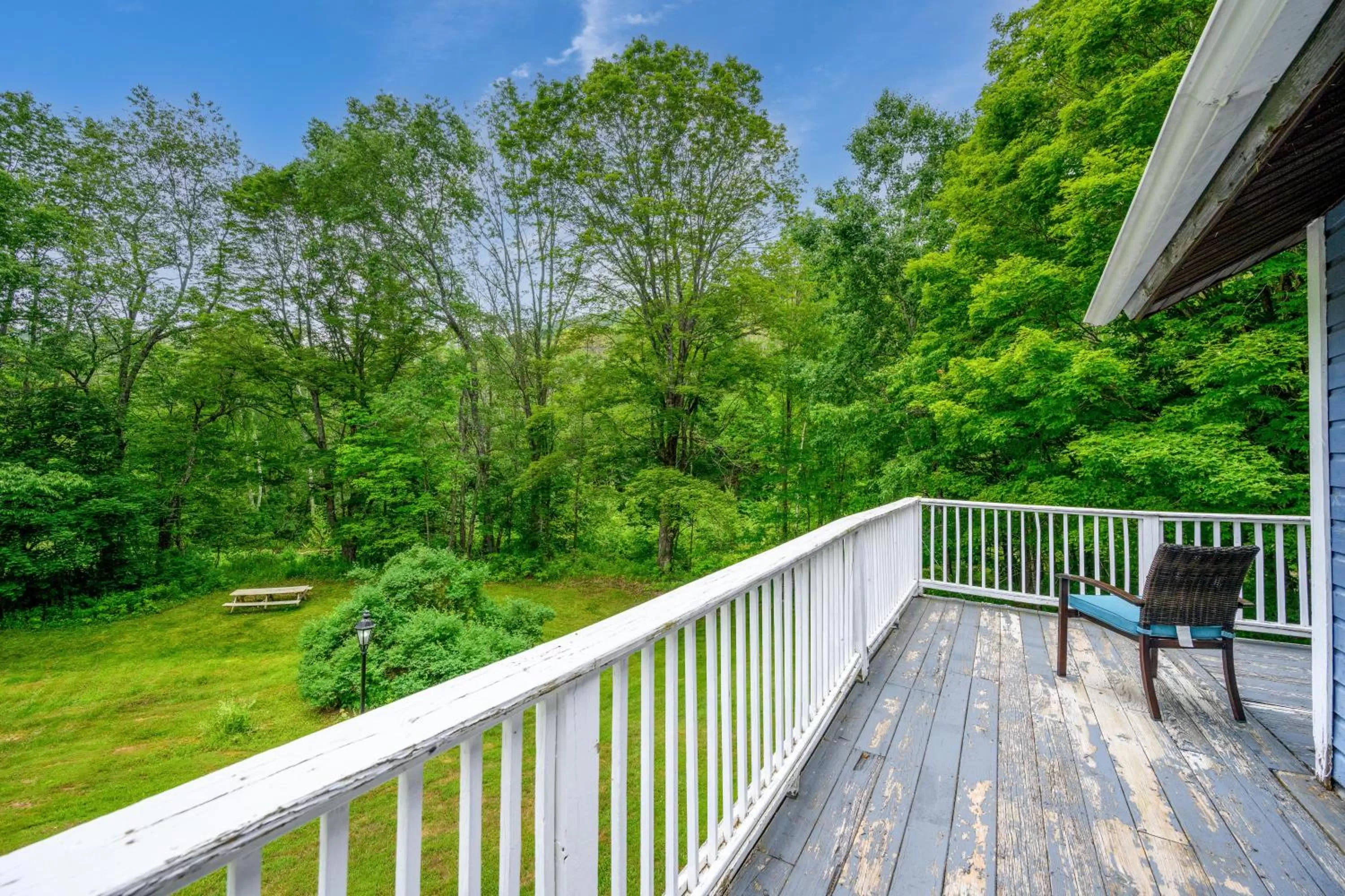 Balcony/Terrace in Mountain Treasure Bed and Breakfast
