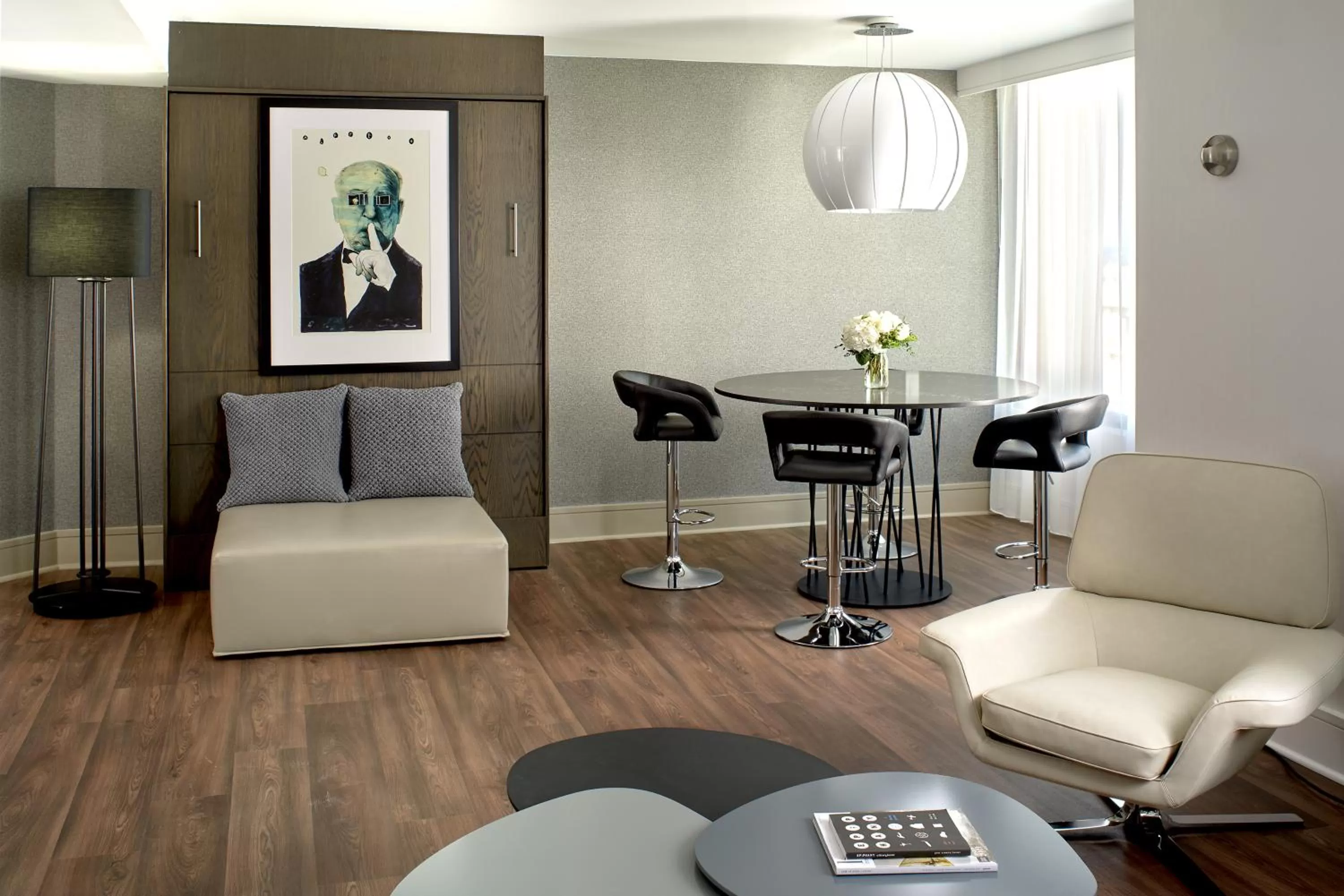 Seating area in Kimpton Hotel Palomar Los Angeles Beverly Hills by IHG