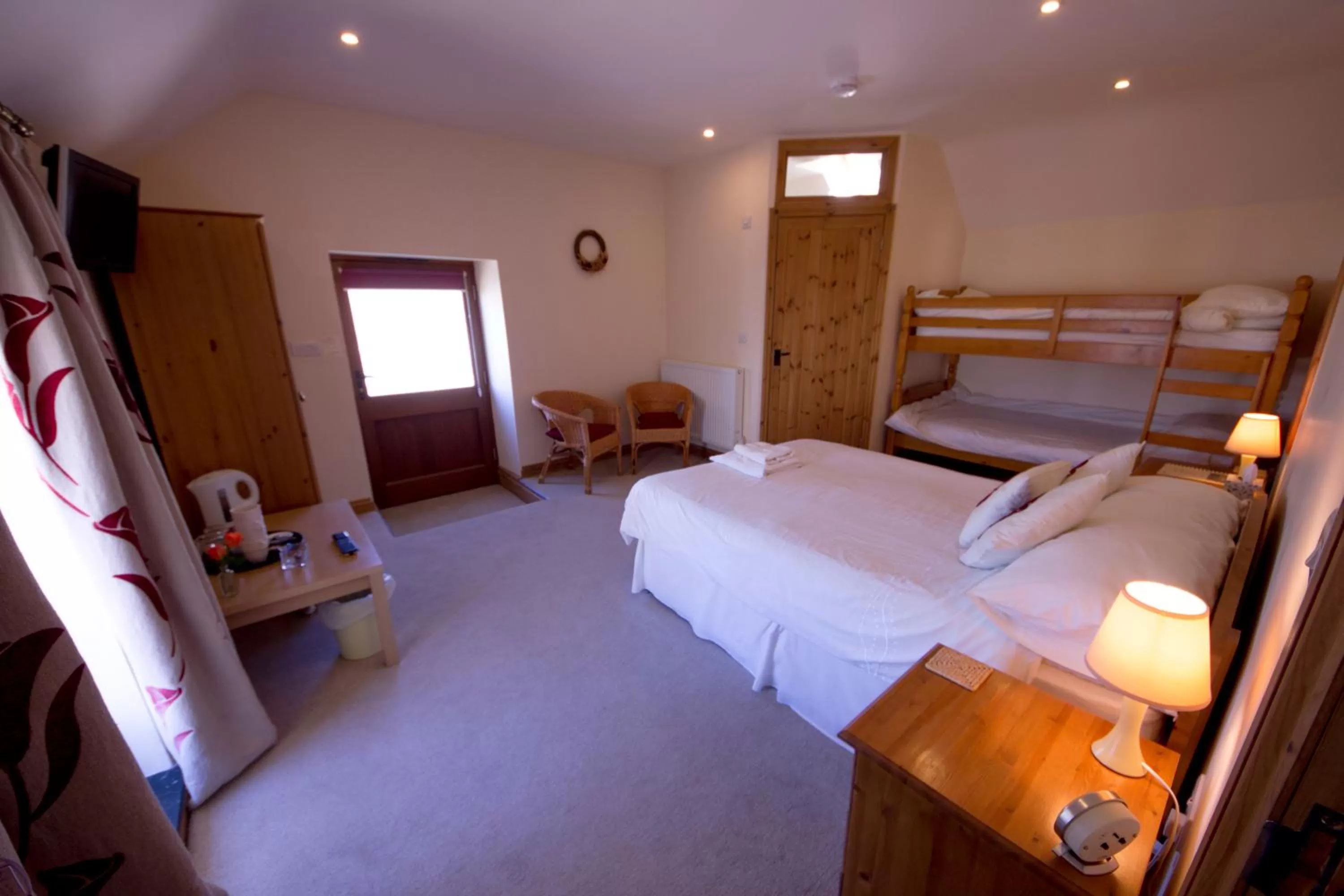 Bedroom in Polhilsa Farm