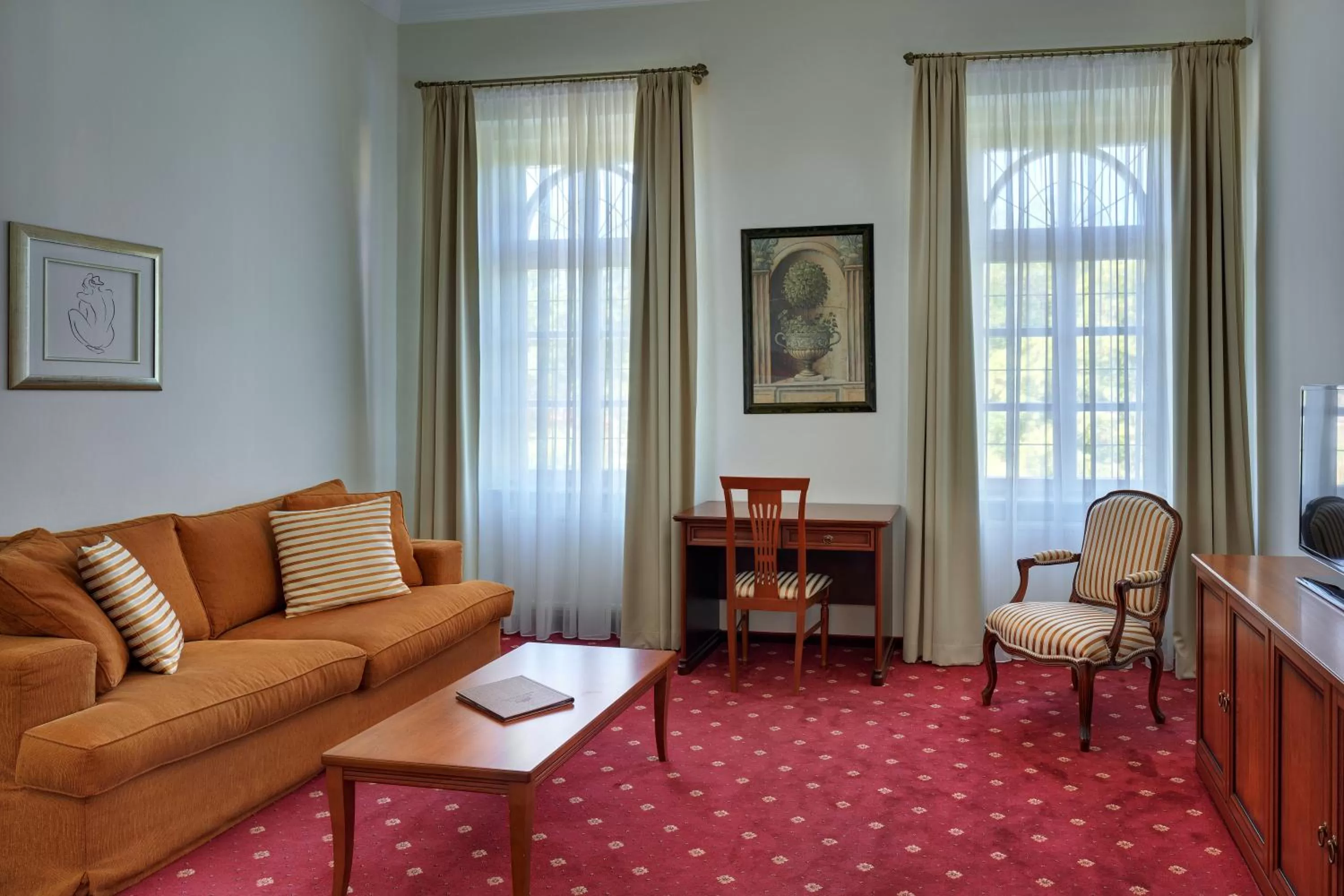 Two-Bedroom Suite in Villa Patriot Boutique Hotel