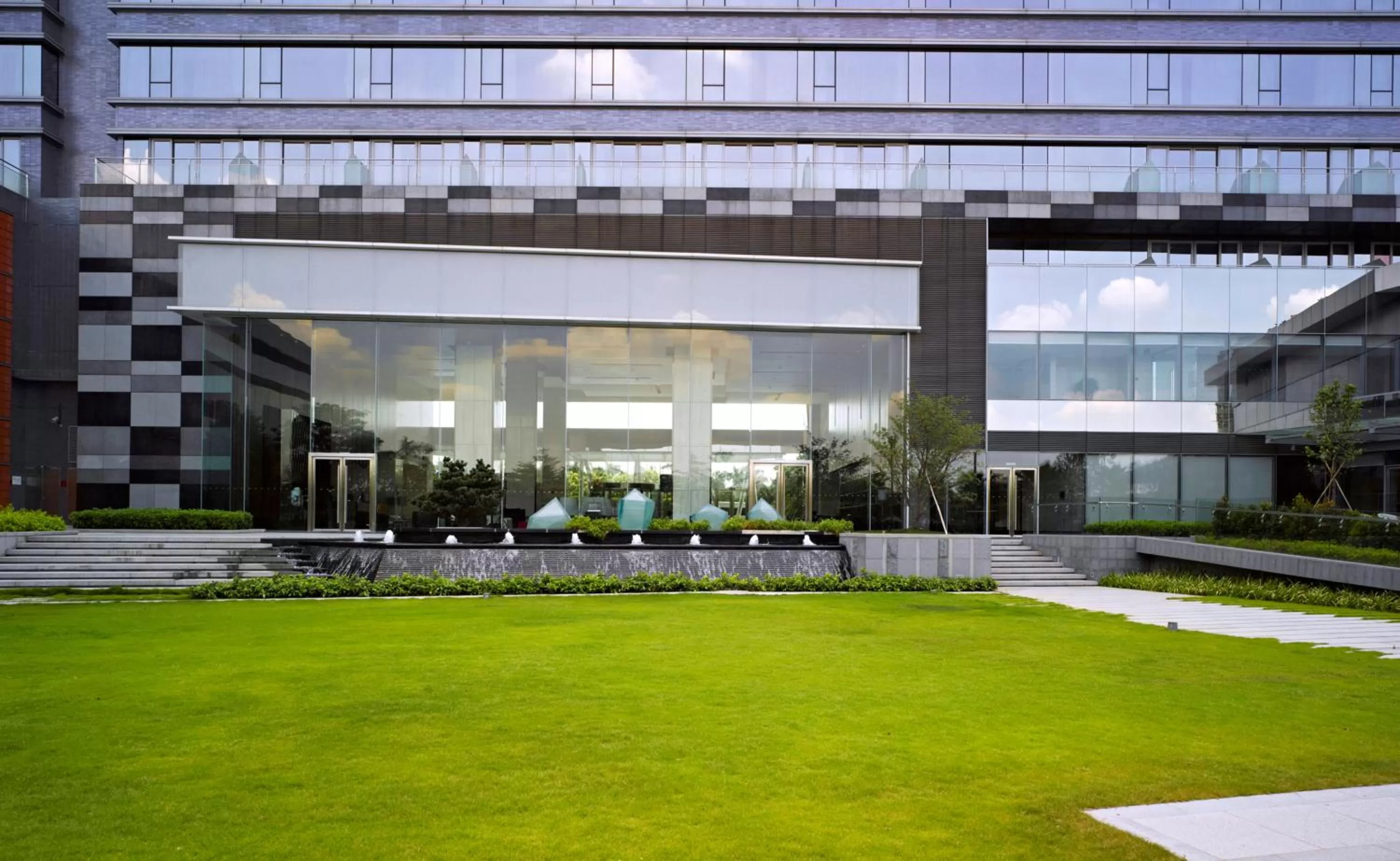 Property building in Crowne Plaza Guangzhou Huadu by IHG