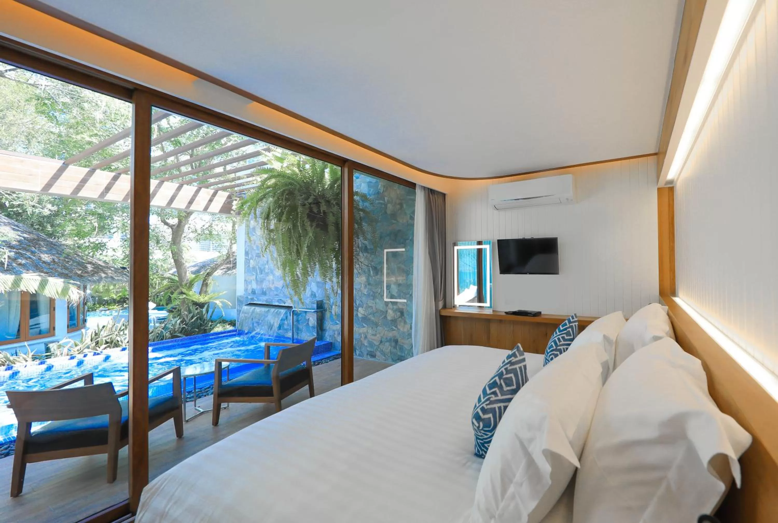 Bed in Kundala Beach Resort Hua Hin