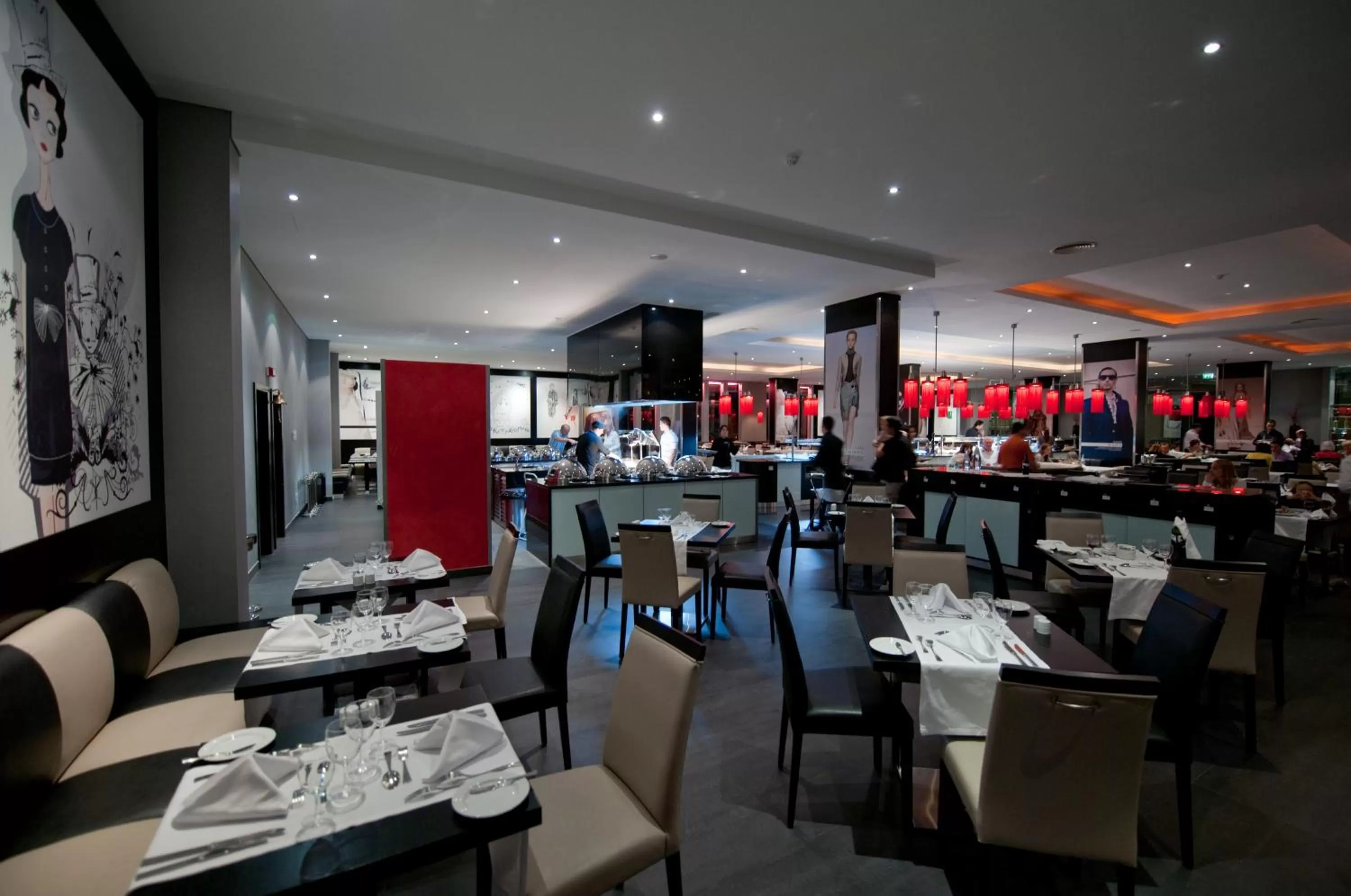 Restaurant/places to eat in Vila Gale Lagos