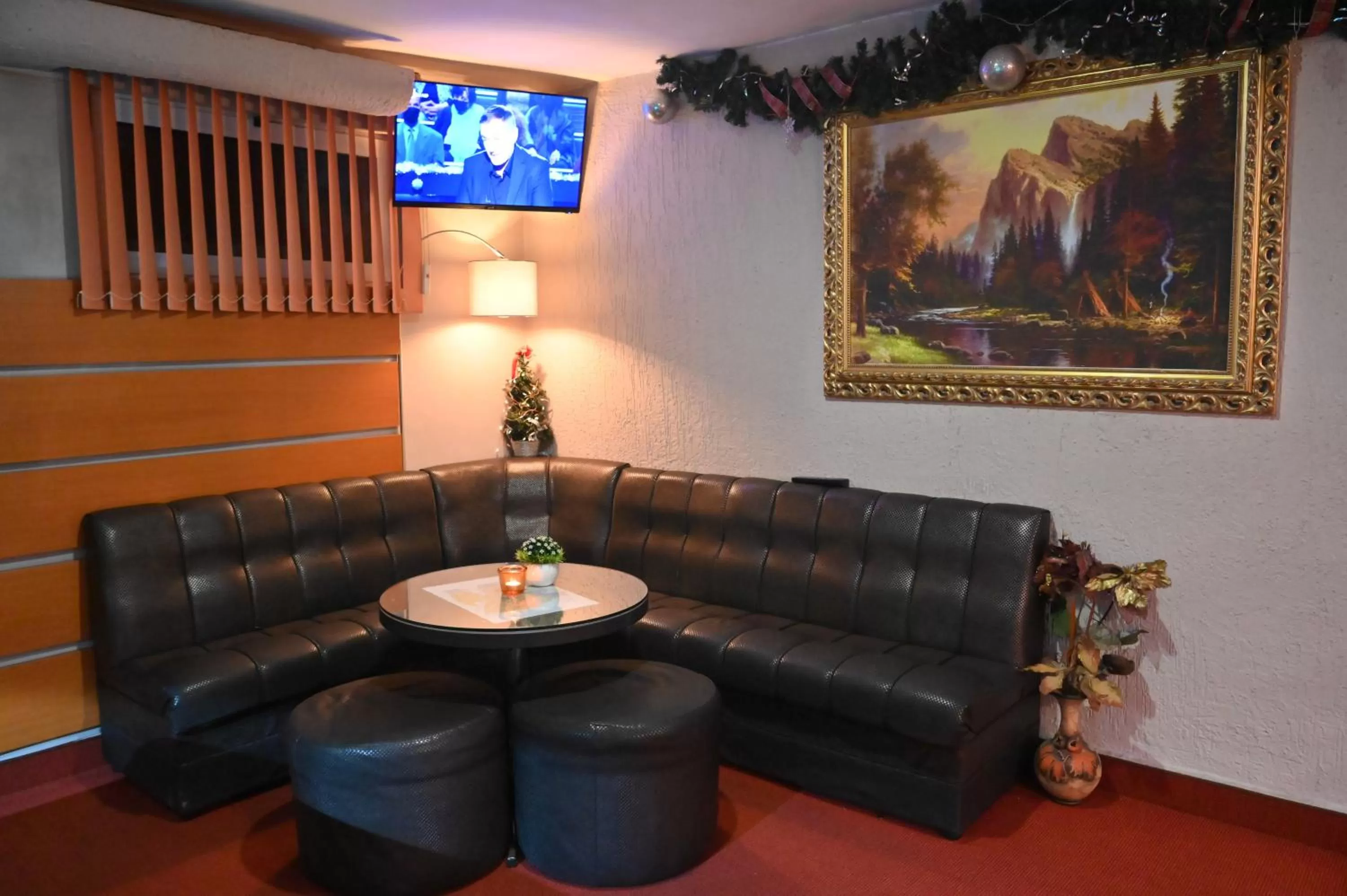 Lobby or reception in Hotel Rothmans-Breakfast - Free parking - Lobby