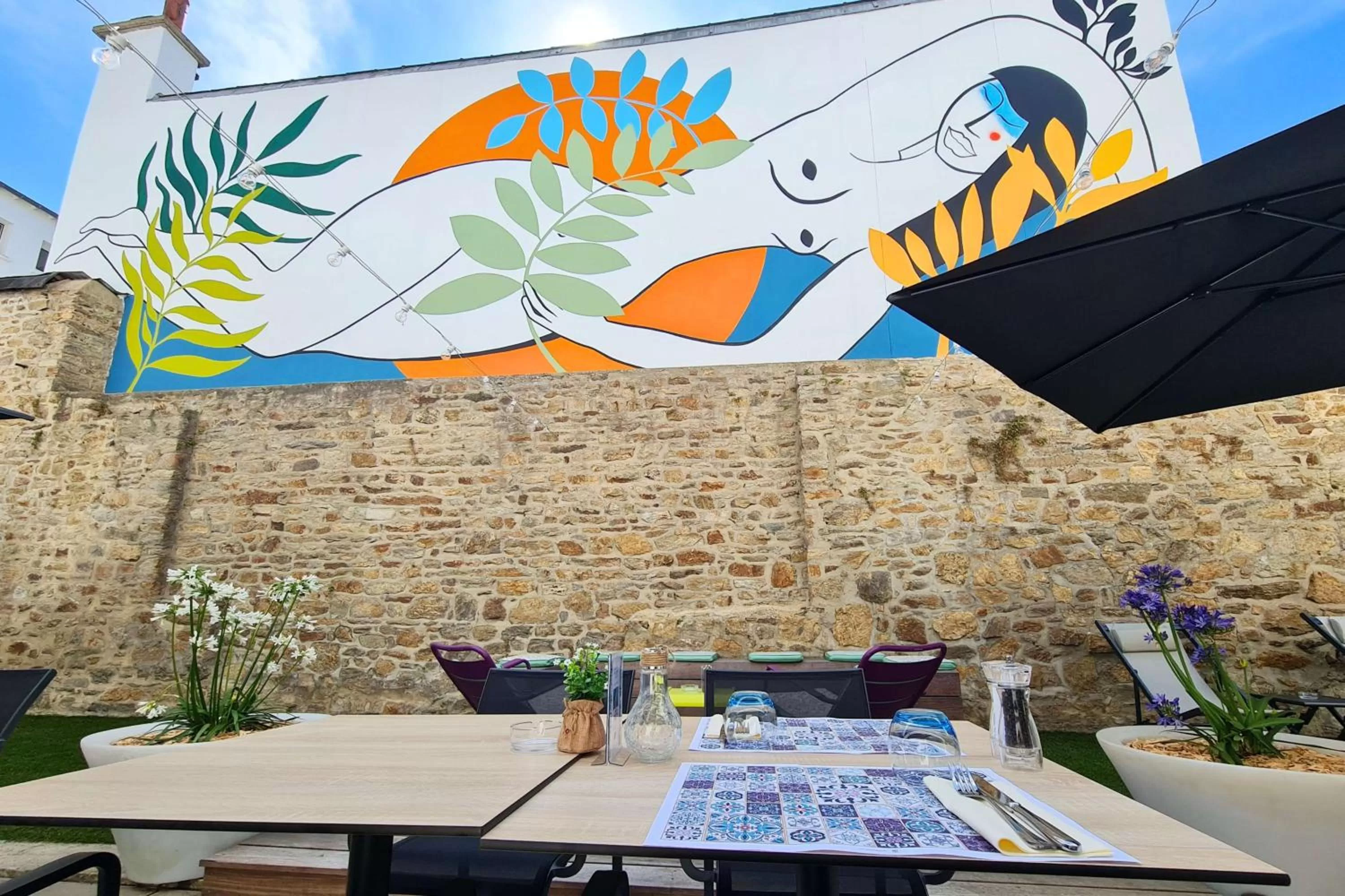 Restaurant/places to eat in Best Western Plus Hôtel Vannes Centre Ville