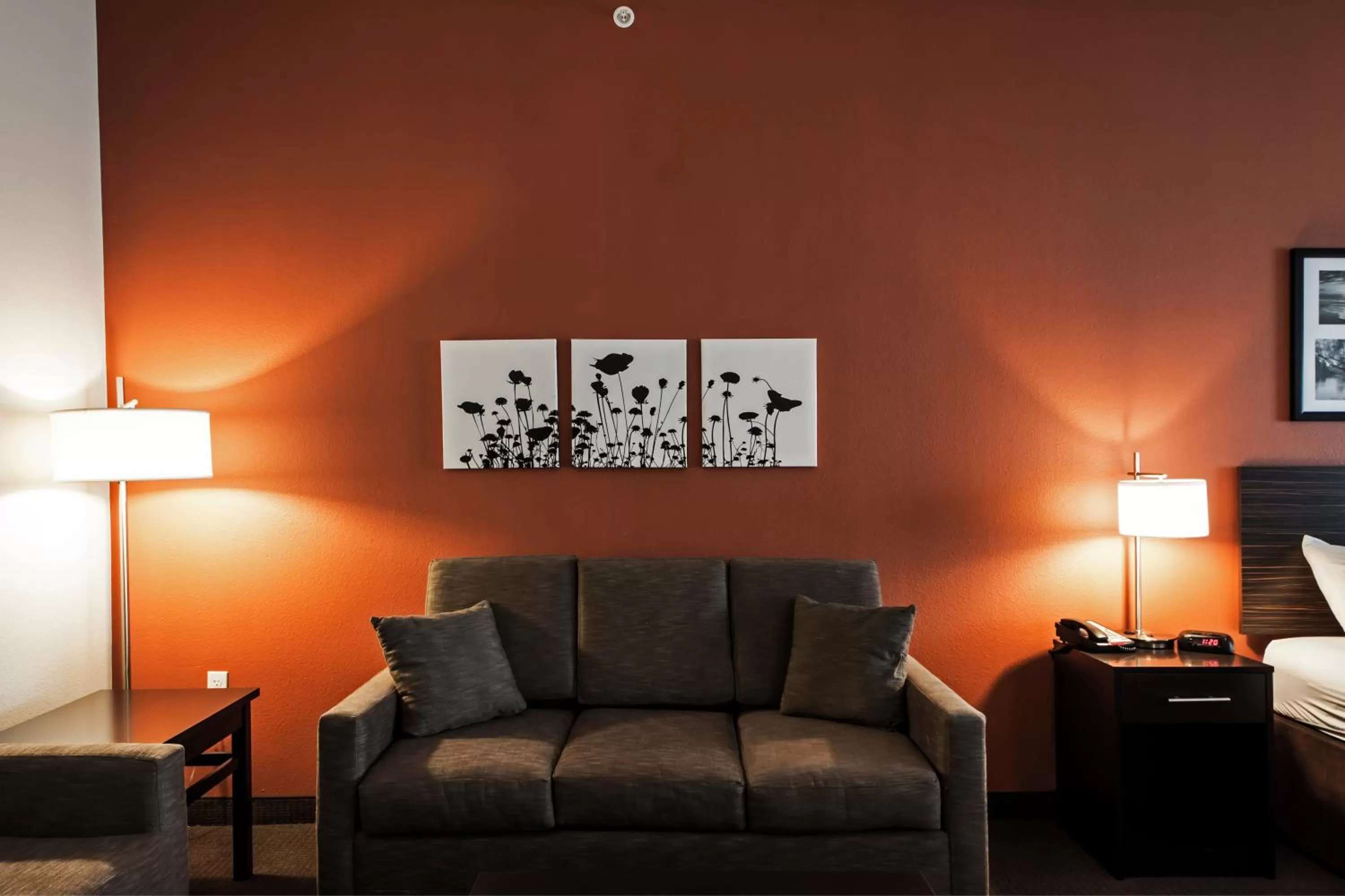 Seating area in Sleep Inn & Suites Hennessey