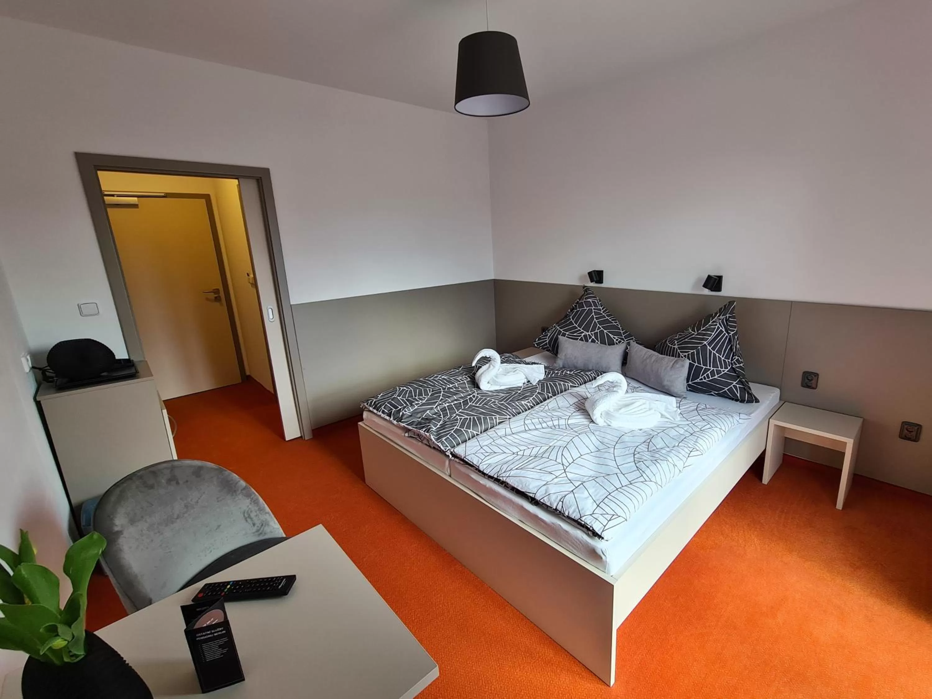 Bed in Pension Berlin