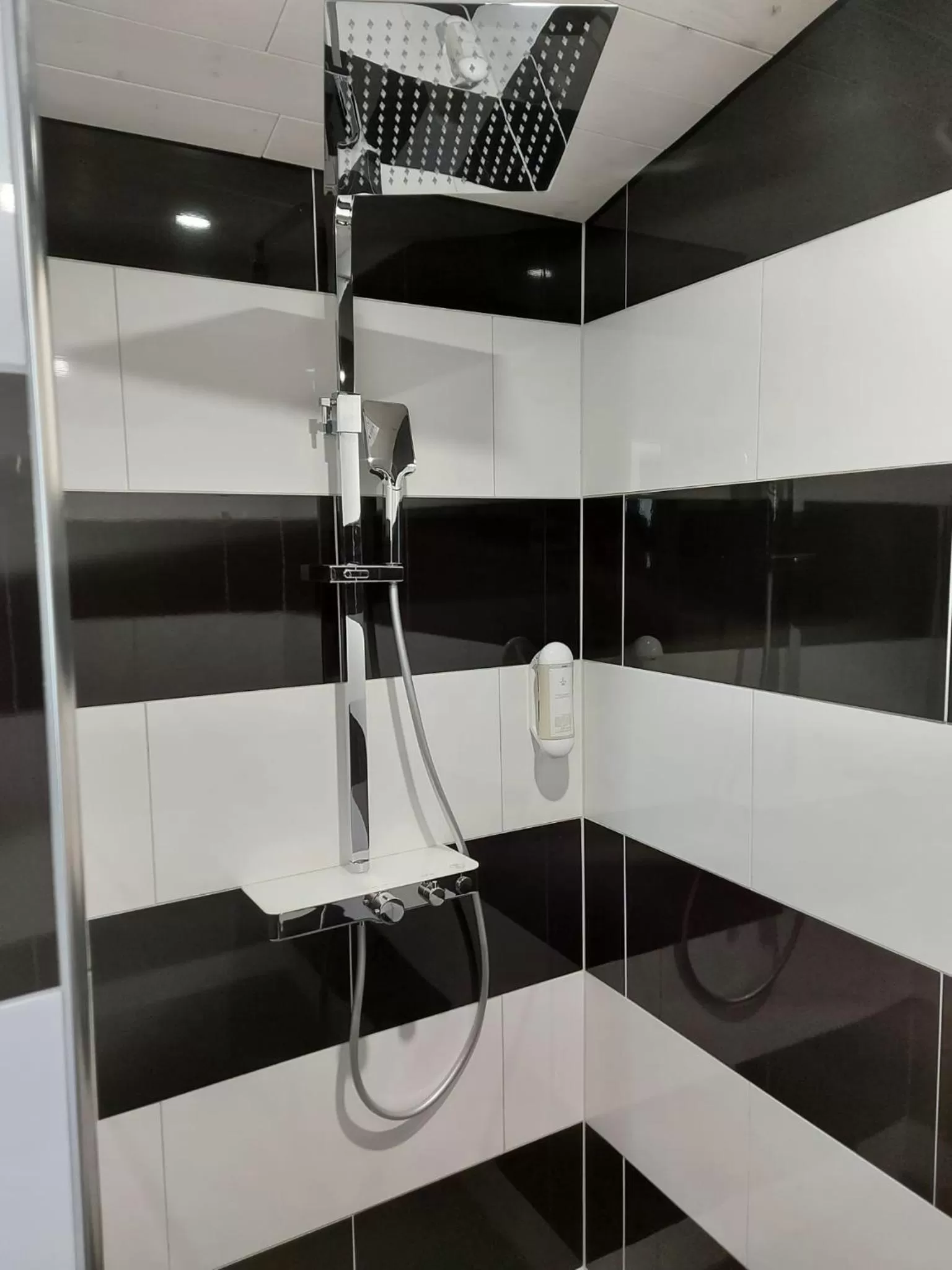 Shower in good bed Deitingen