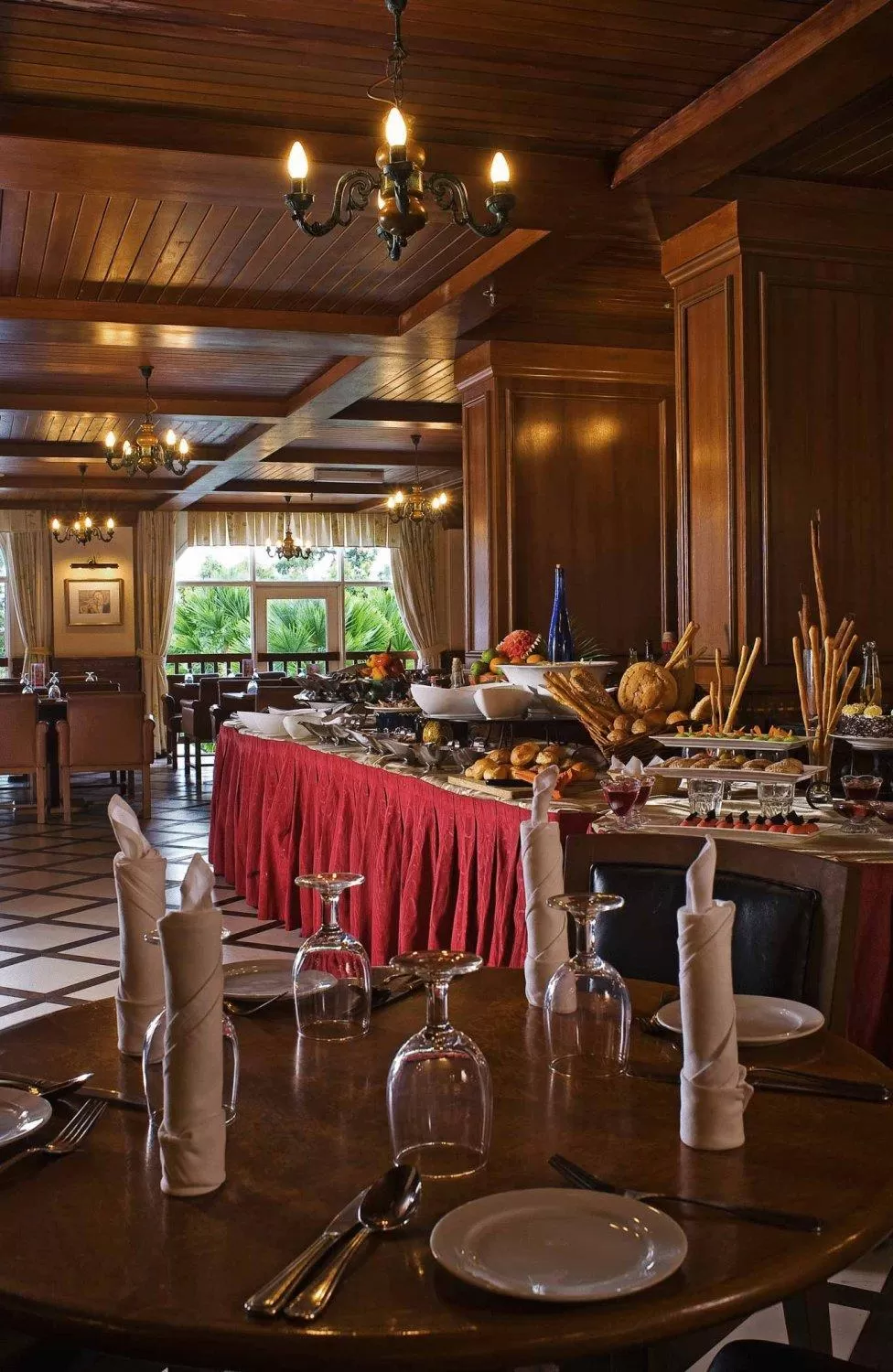 Restaurant/places to eat in Colmar Tropicale