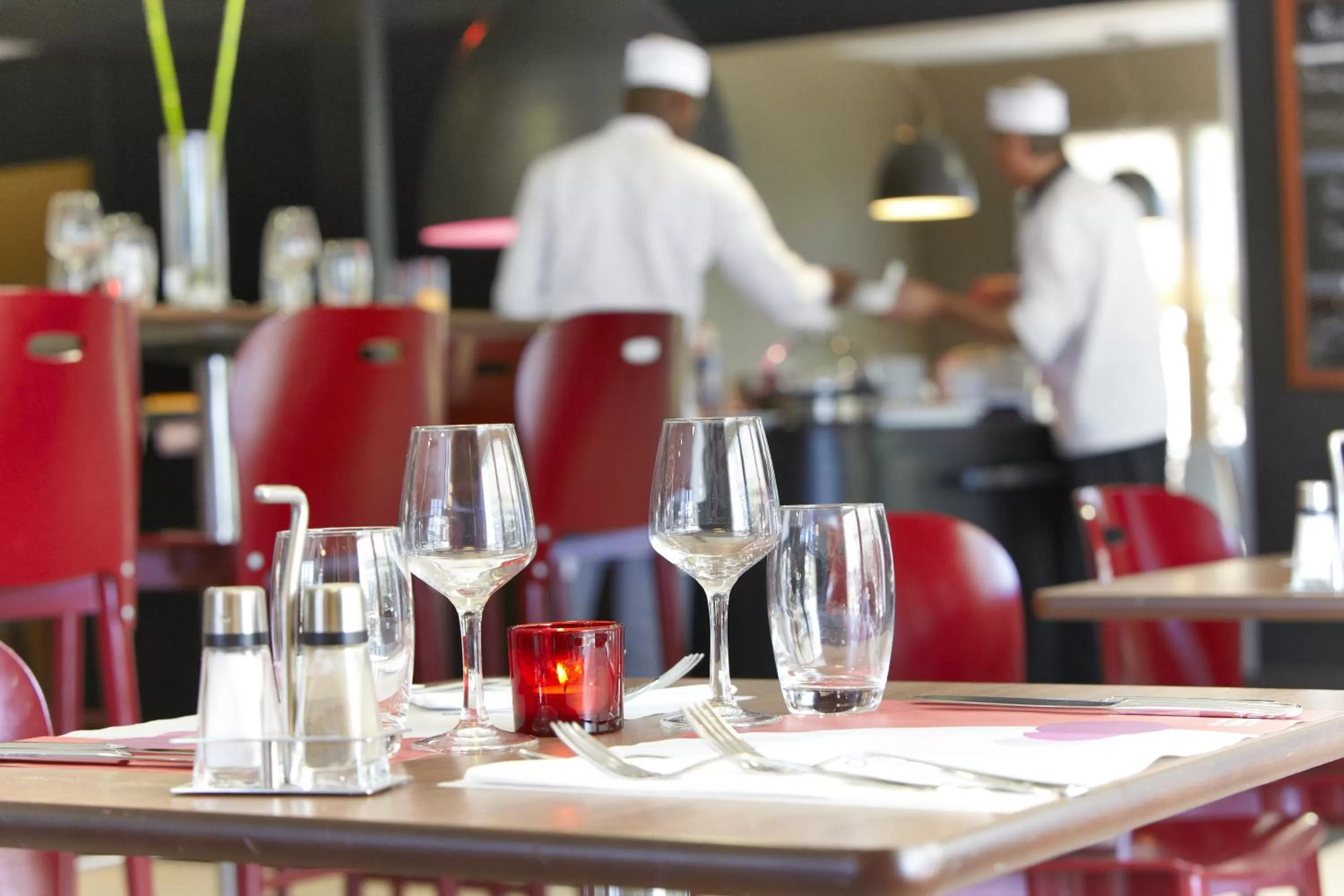 Restaurant/Places to Eat in Campanile Béziers A9/A75