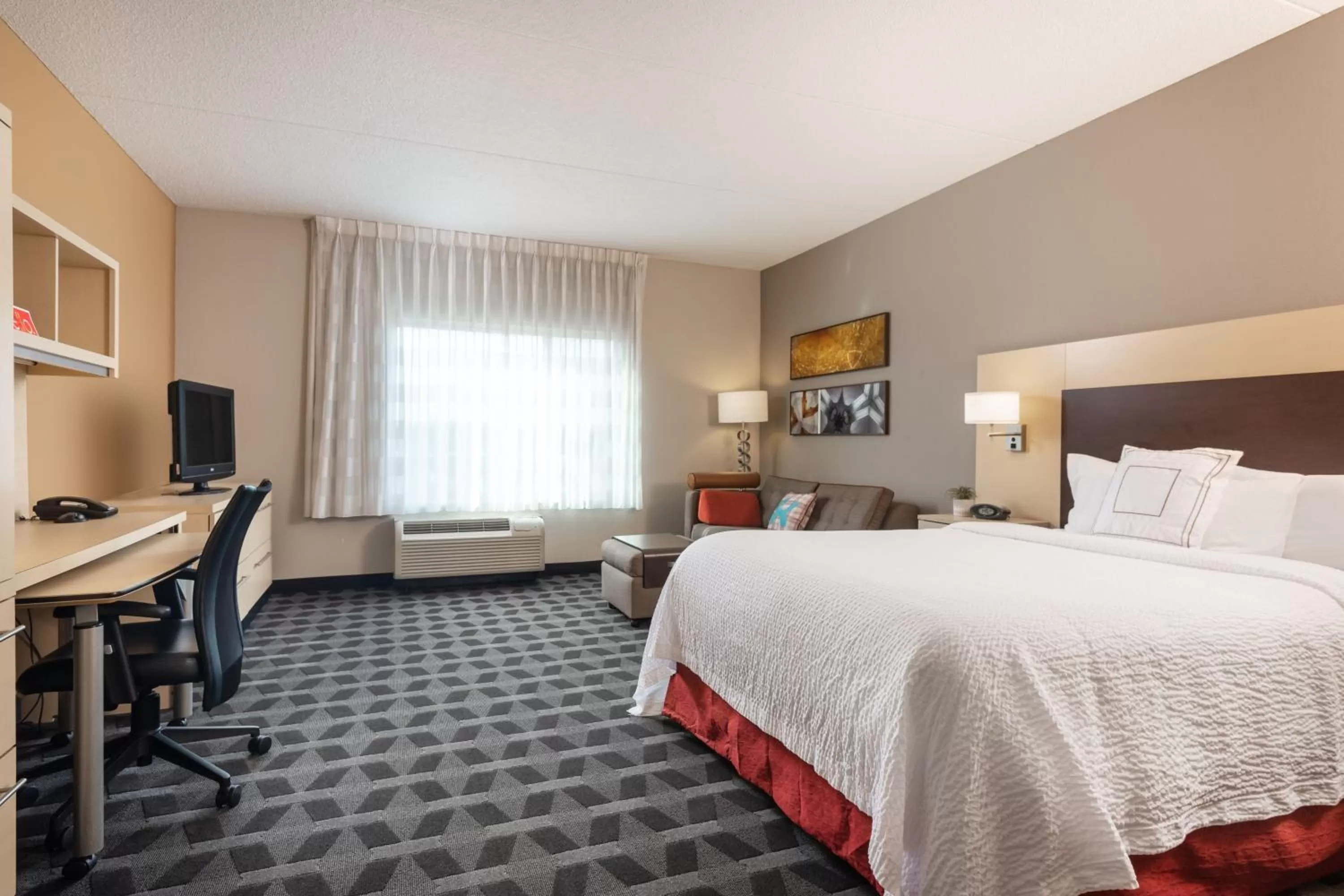 Bedroom, Bed in TownePlace Suites by Marriott Charlotte Mooresville