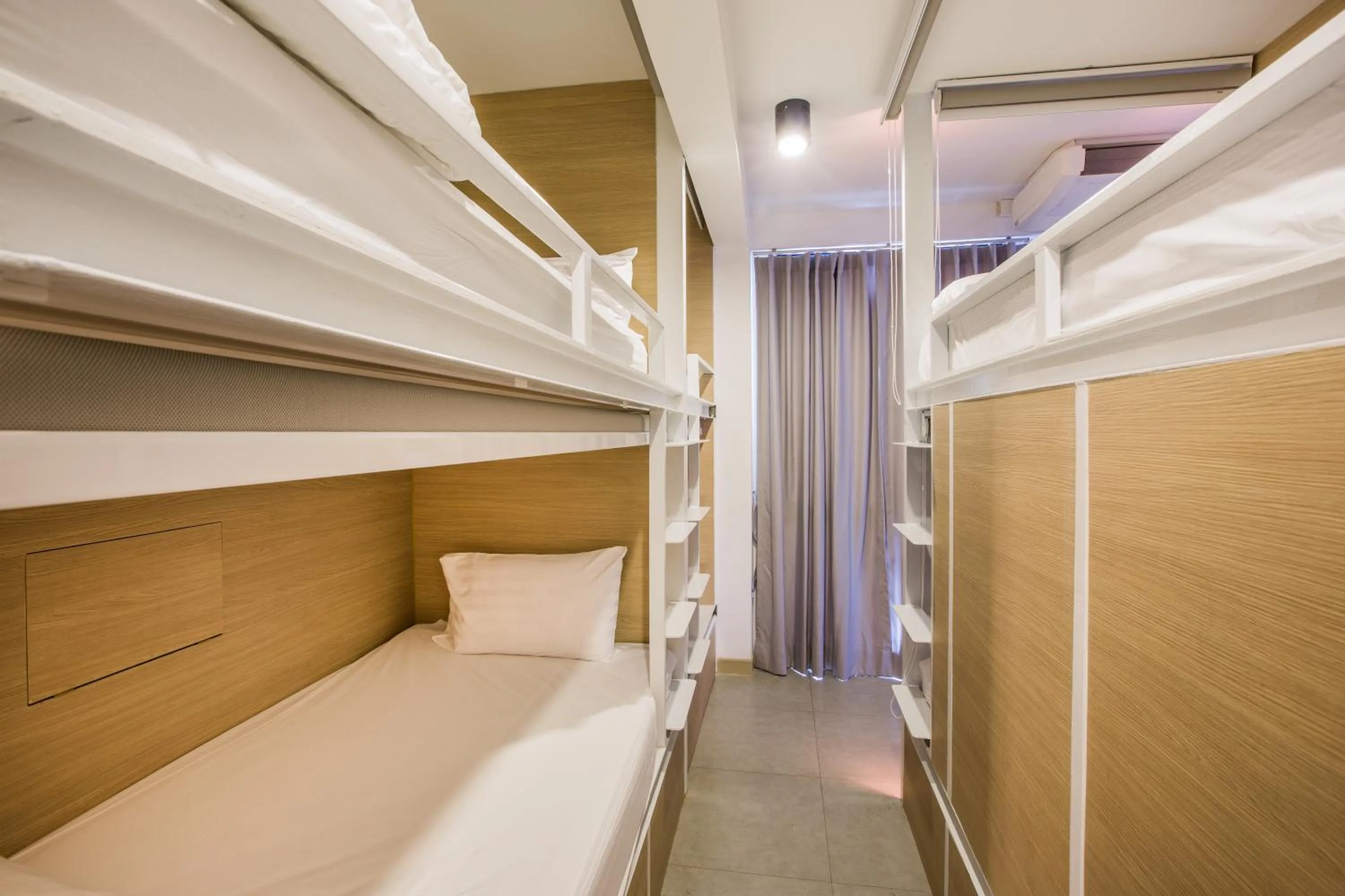 Decorative detail, Bed in Snoozz Hotel Krabi