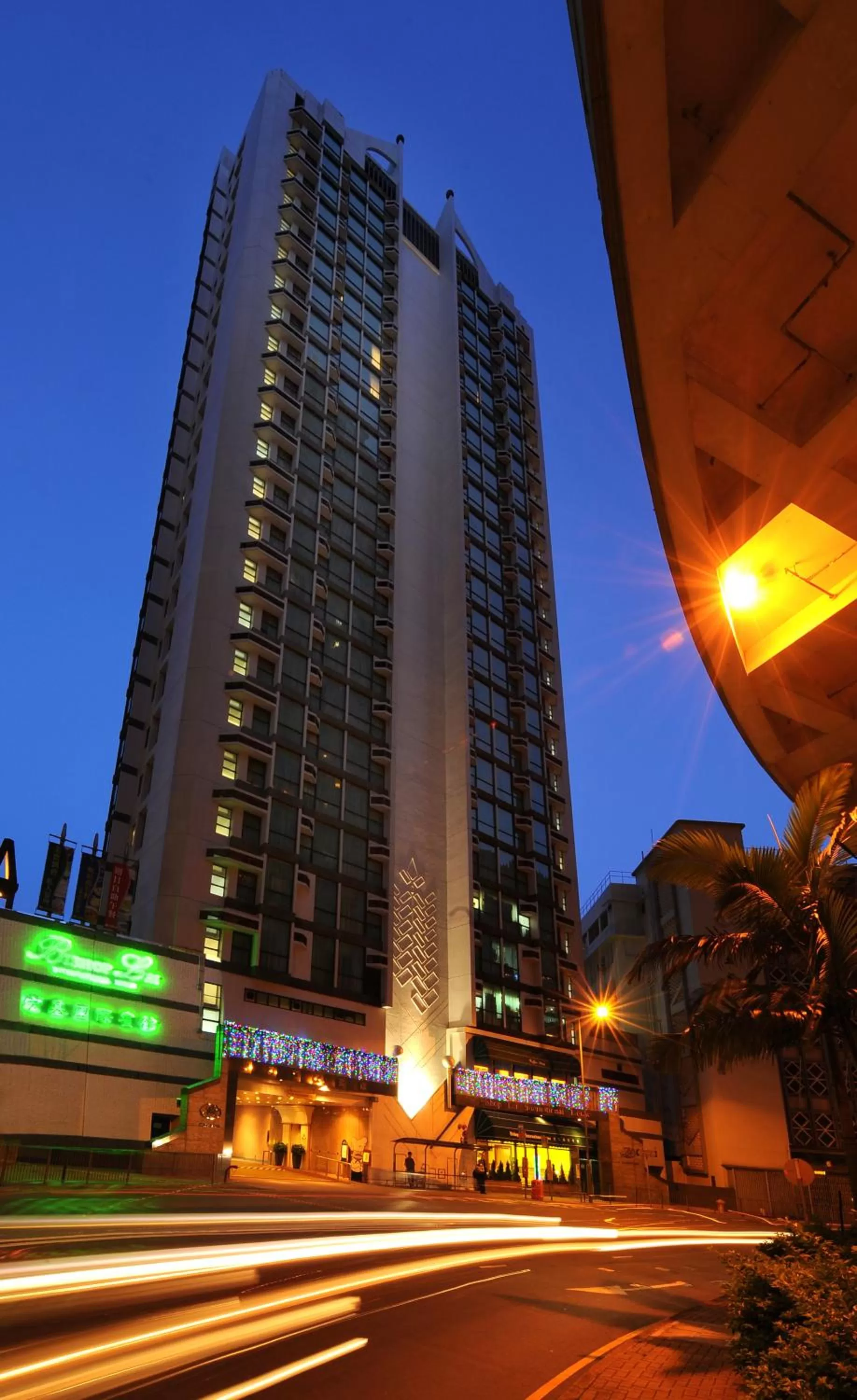 Facade/entrance in Bishop Lei International House