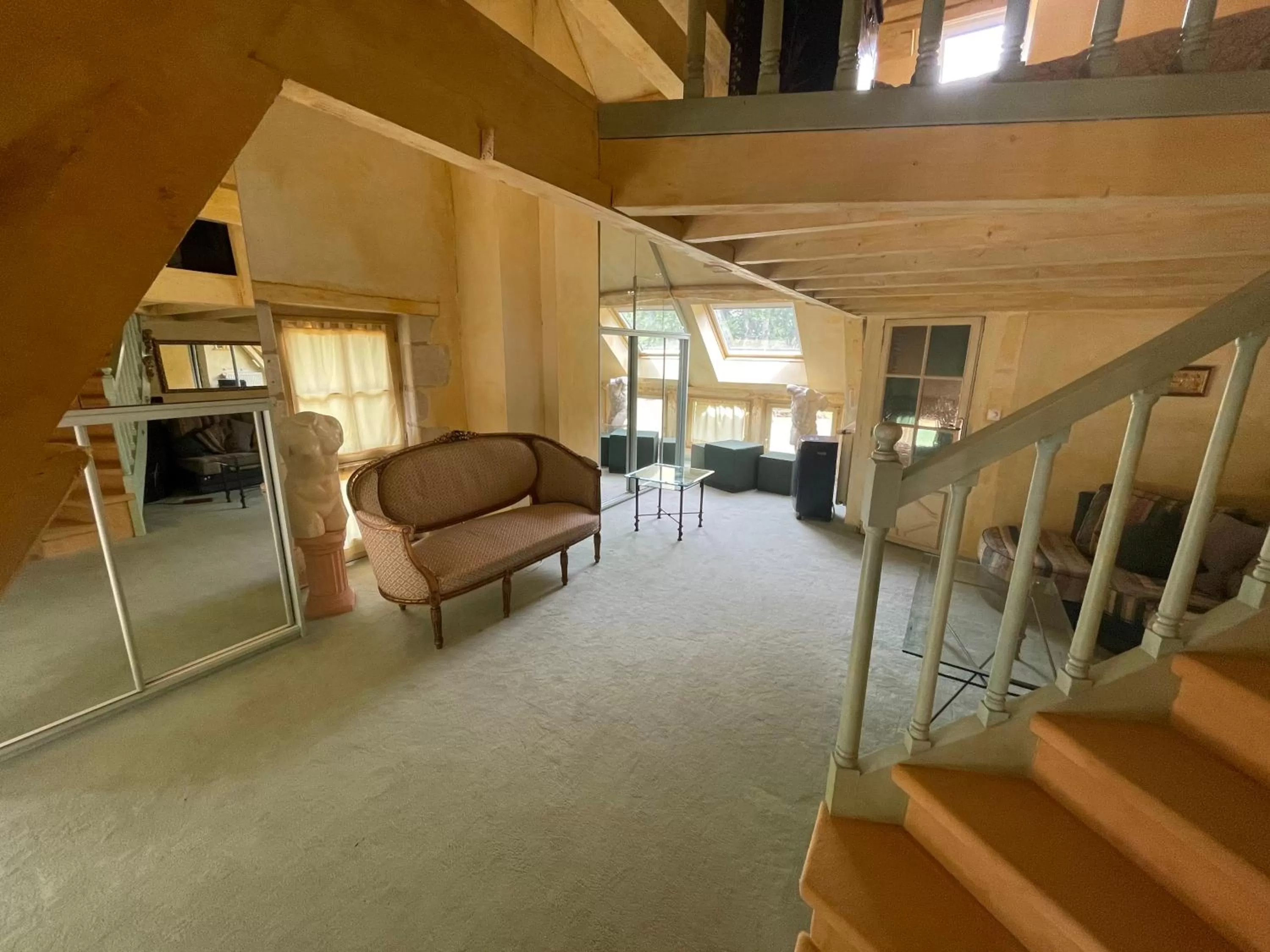 Seating area in Manoir de la Rémonière