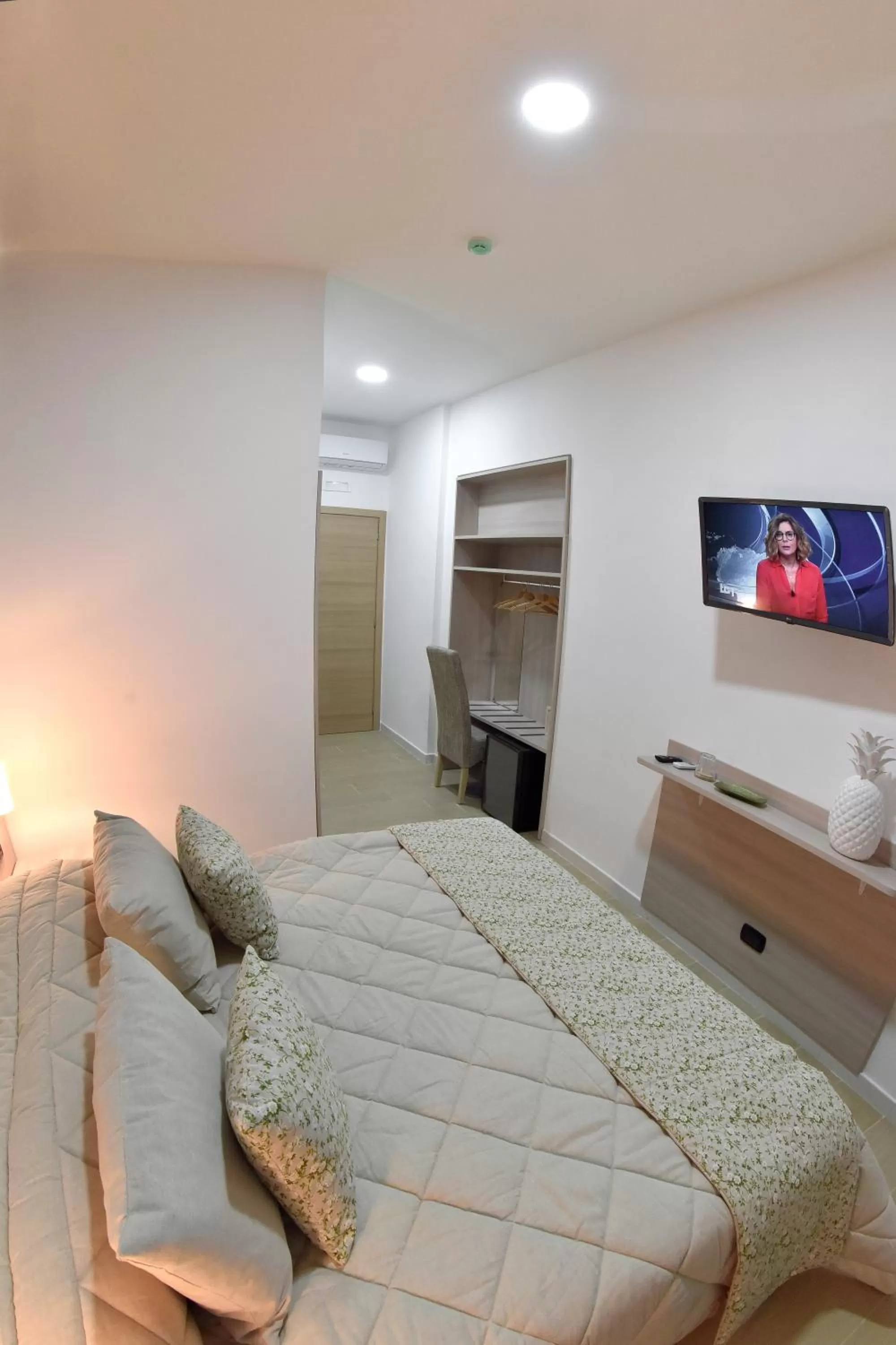 Photo of the whole room, Bed in Bed And Breakfast Garibaldi54