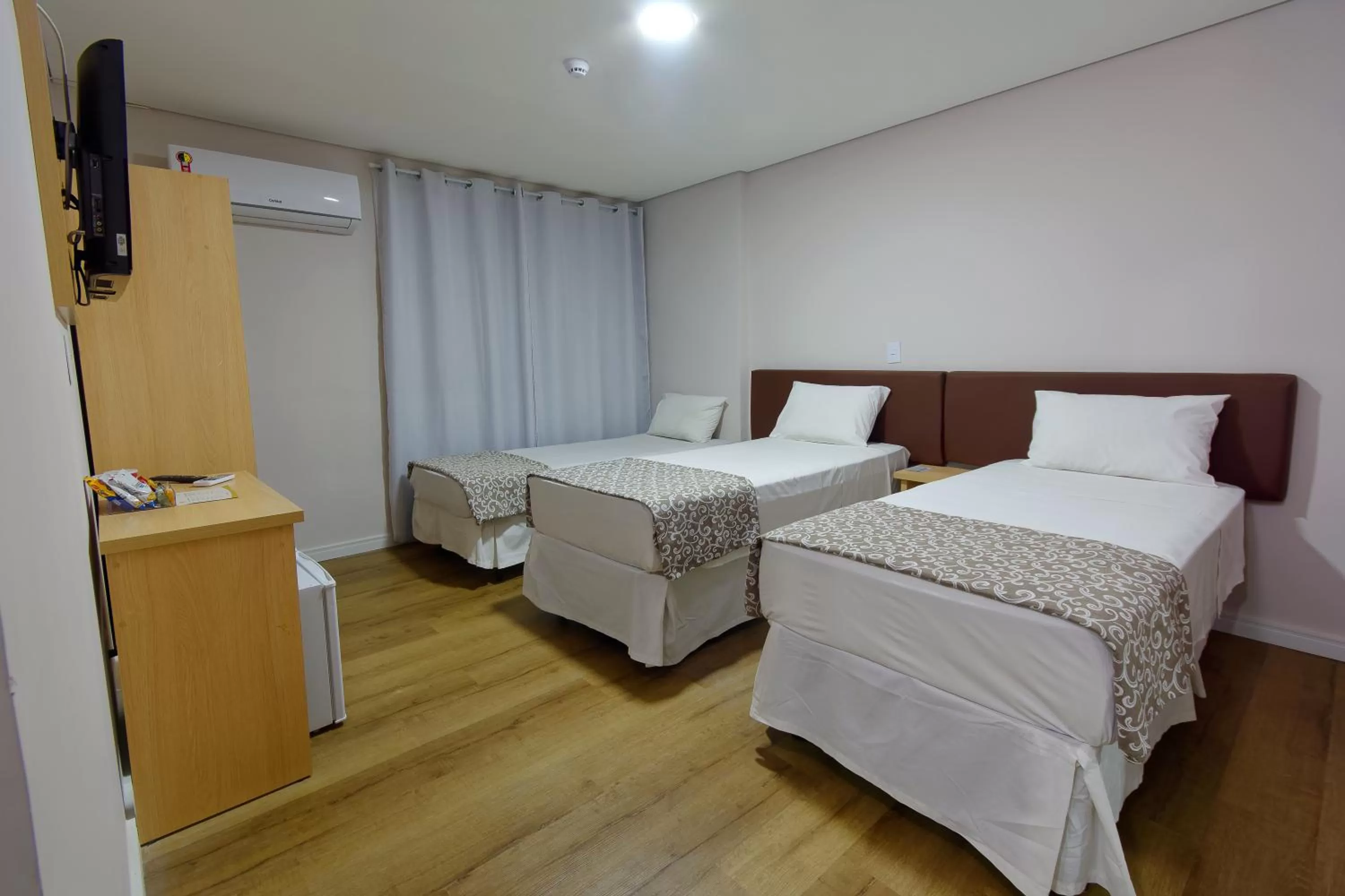 Bed in Fênix Hotel Bom Retiro