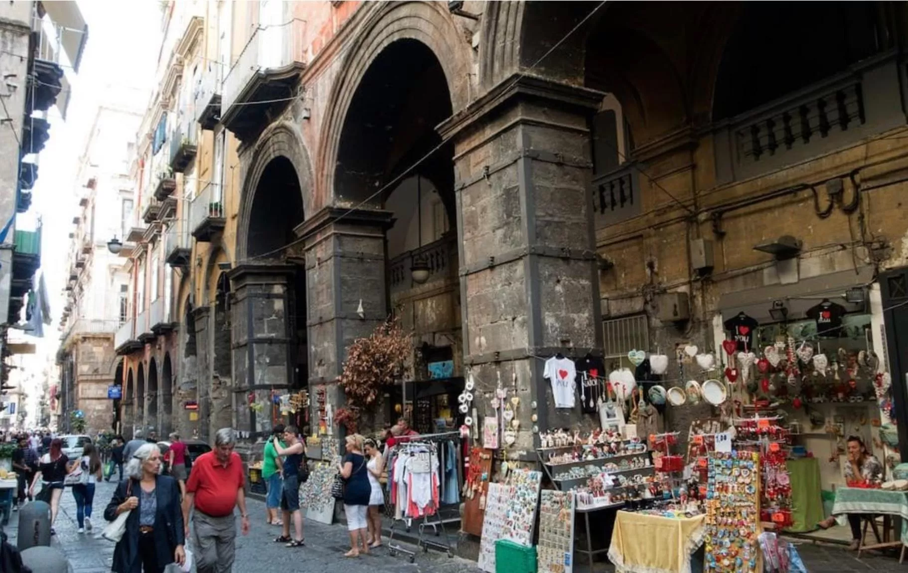 Property building in Mafalda - Napoli Rooms