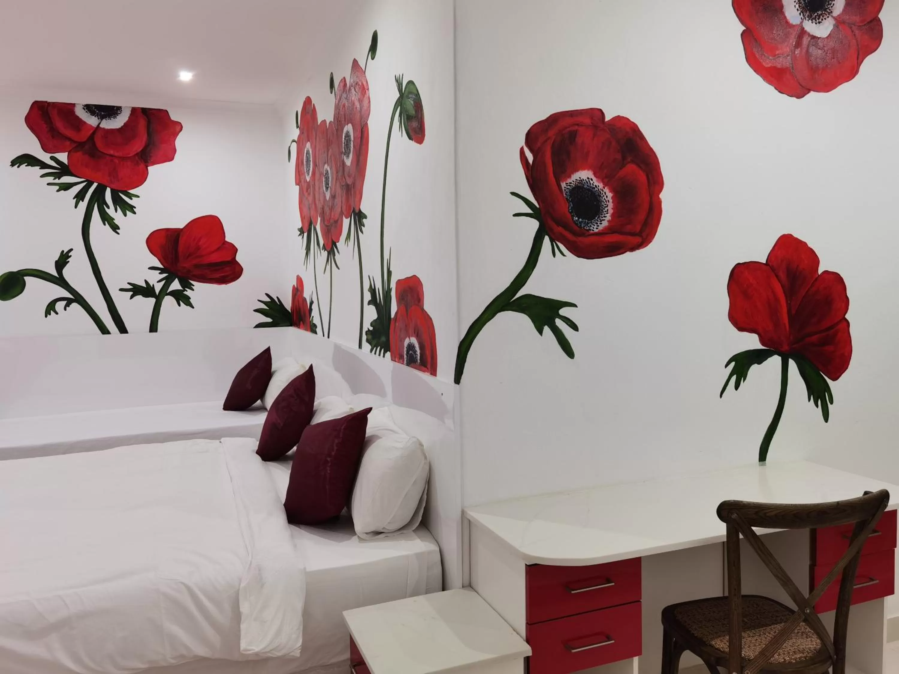 Living room, Bed in Gem of Manor drive