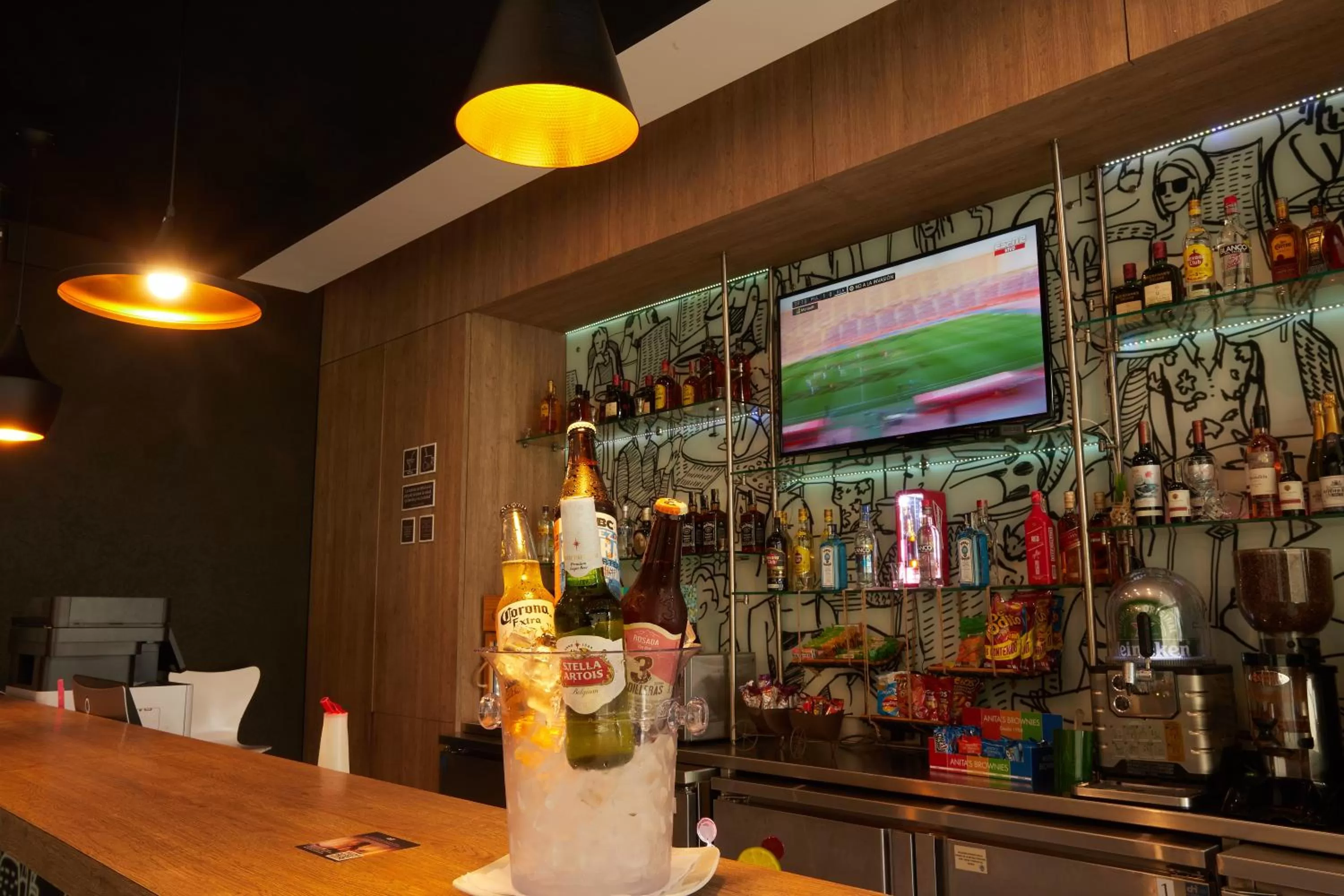 Lounge or bar in Hotel Ibis Cali Granada