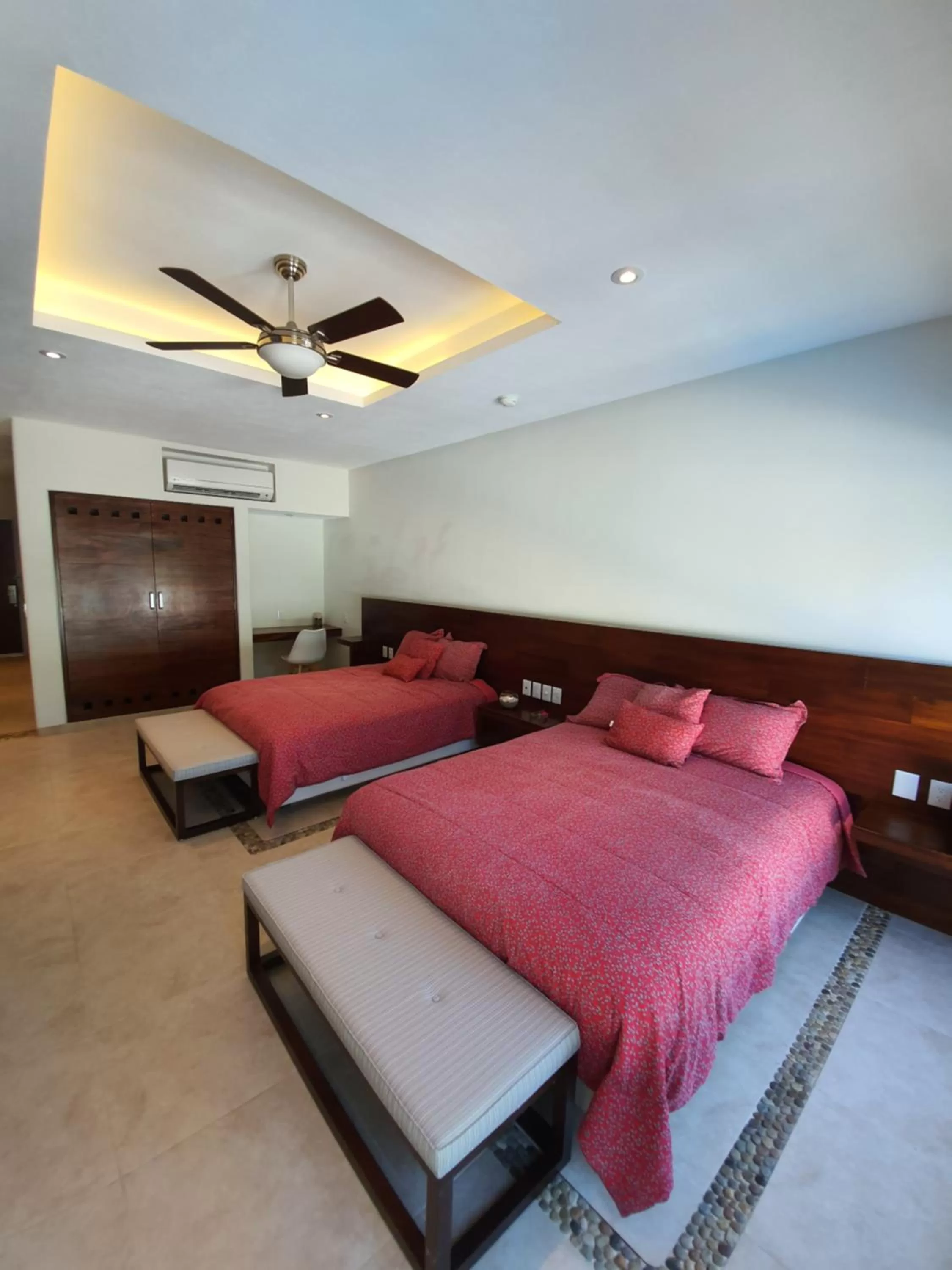 Bed in LYDMAR BOUTIQUE HOTEL