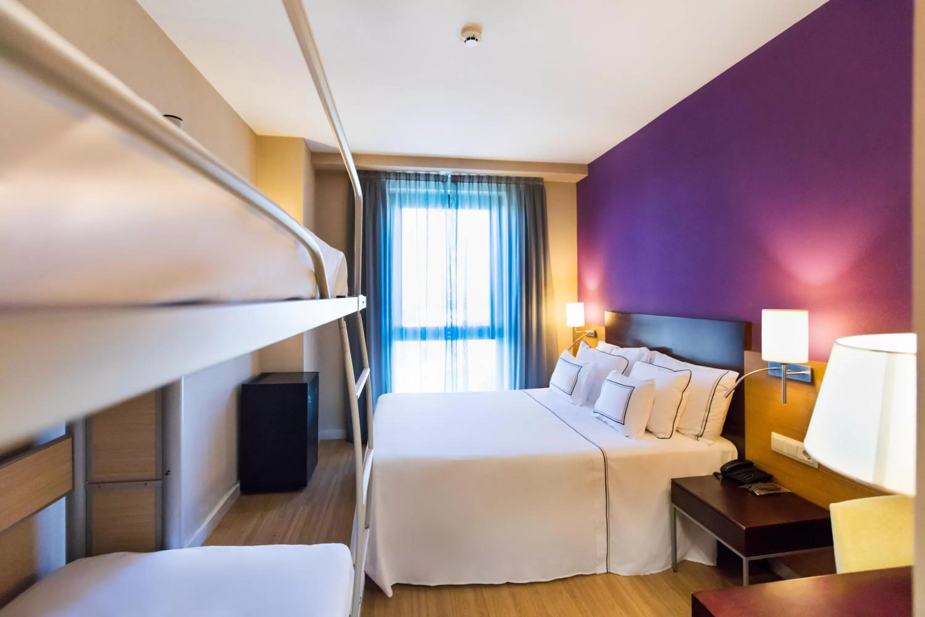 Photo of the whole room, Bed in Hotel Salamanca Montalvo