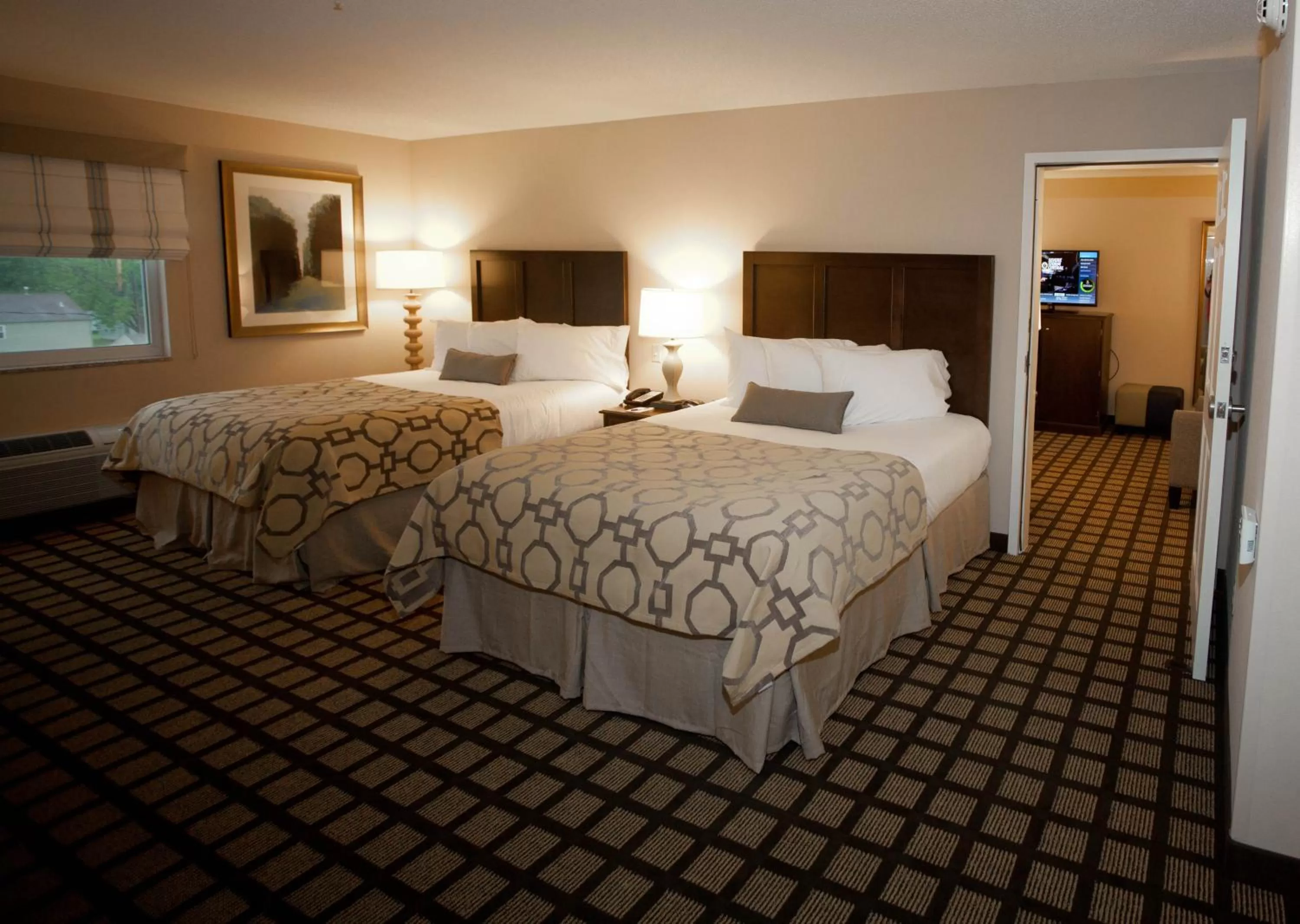 Bedroom, Bed in Baymont by Wyndham Erie